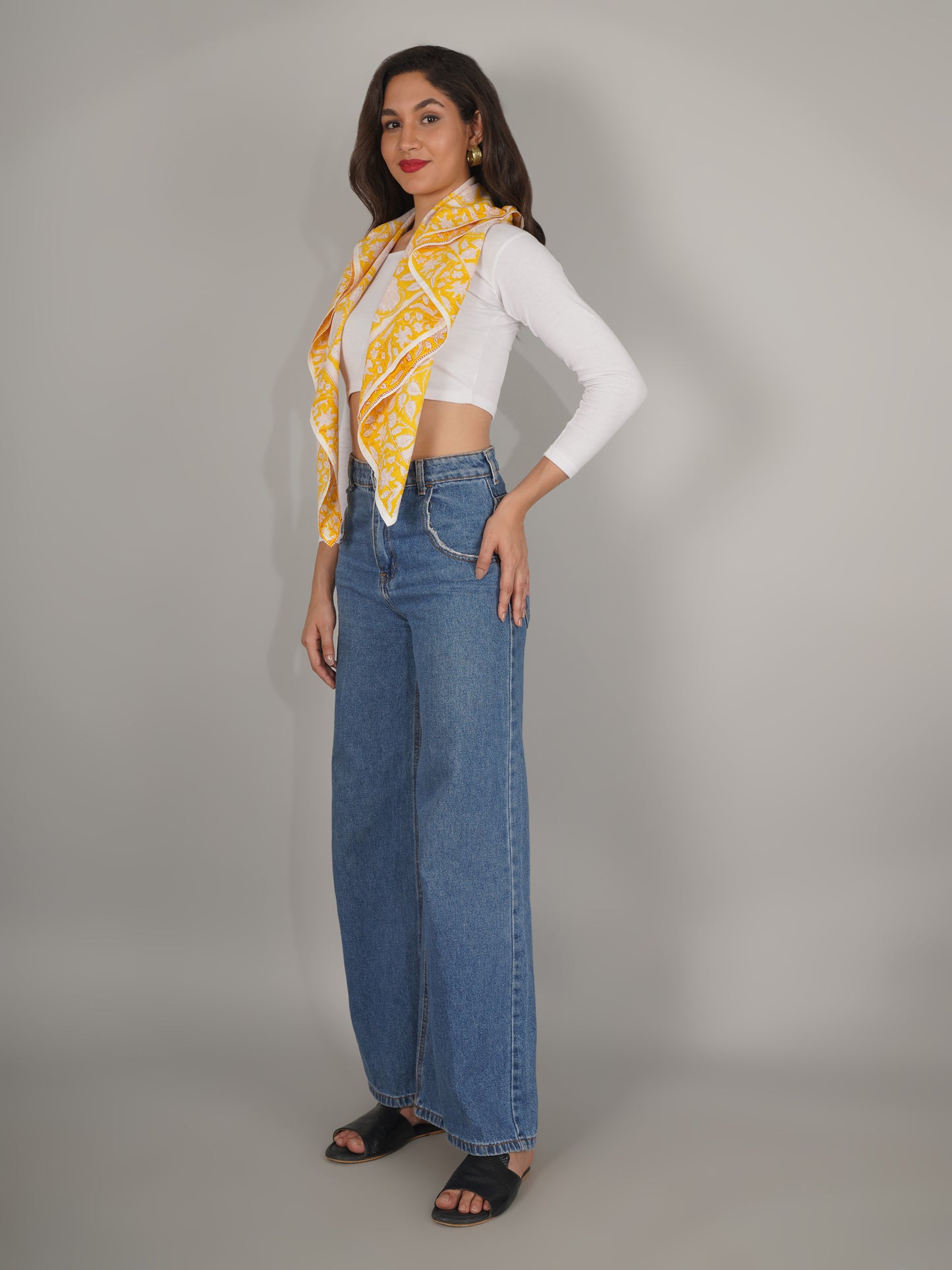 yellow-floral-print-pure-cotton-scarf-40-by-40-mchp0001