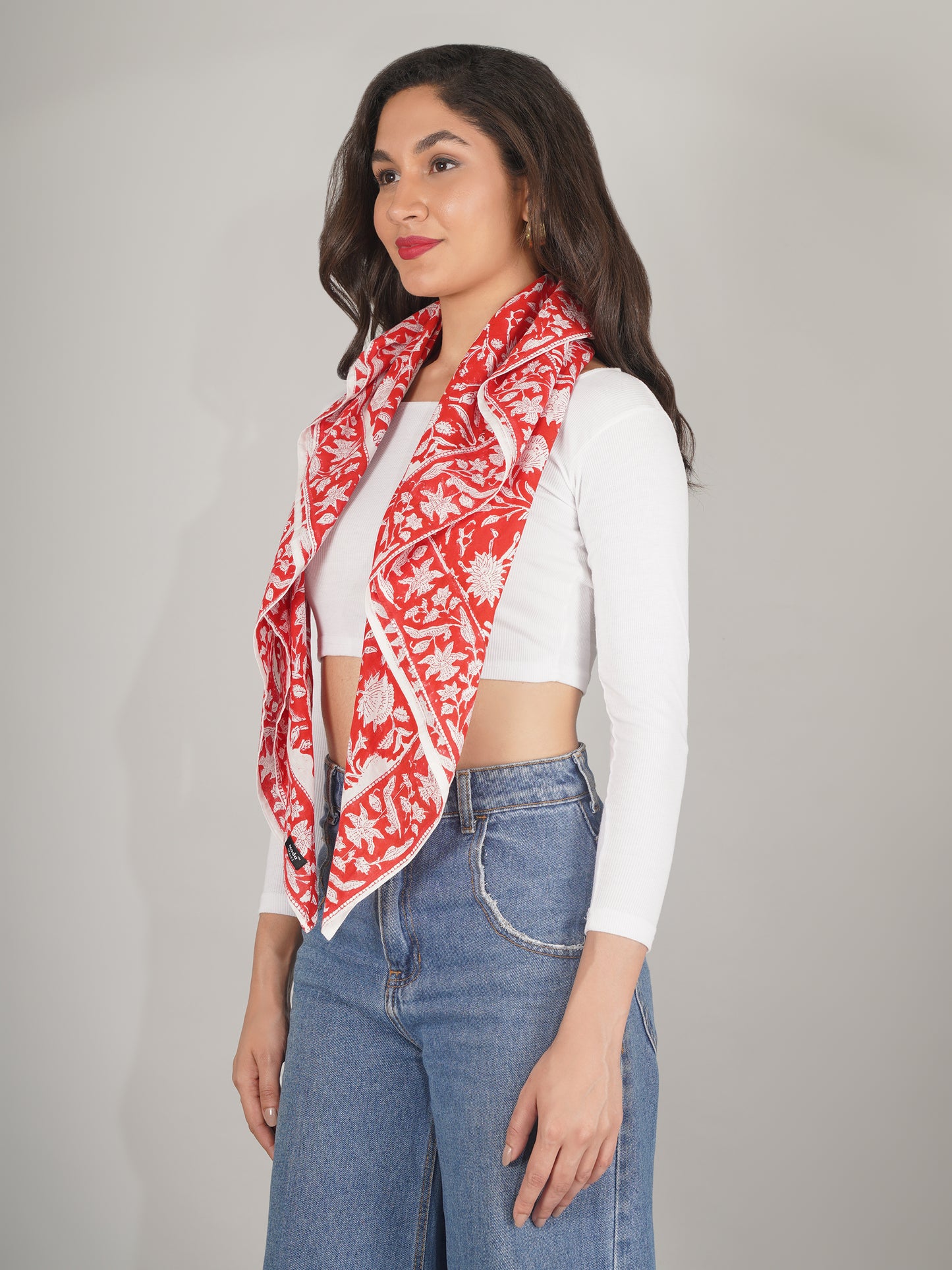 red-floral-print-pure-cotton-scarf-40-by-40-mchp0003