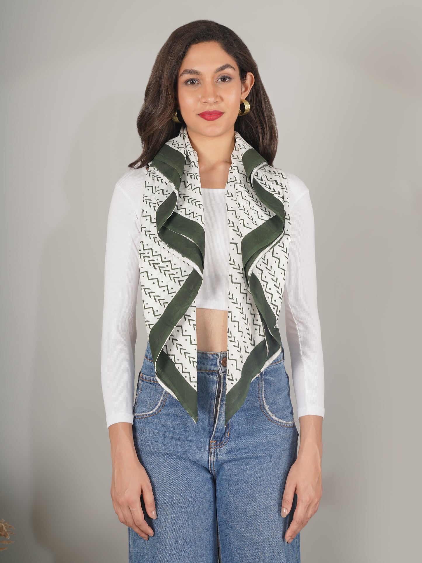 green-abstract-print-pure-cotton-scarf-40-by-40-mchp0004
