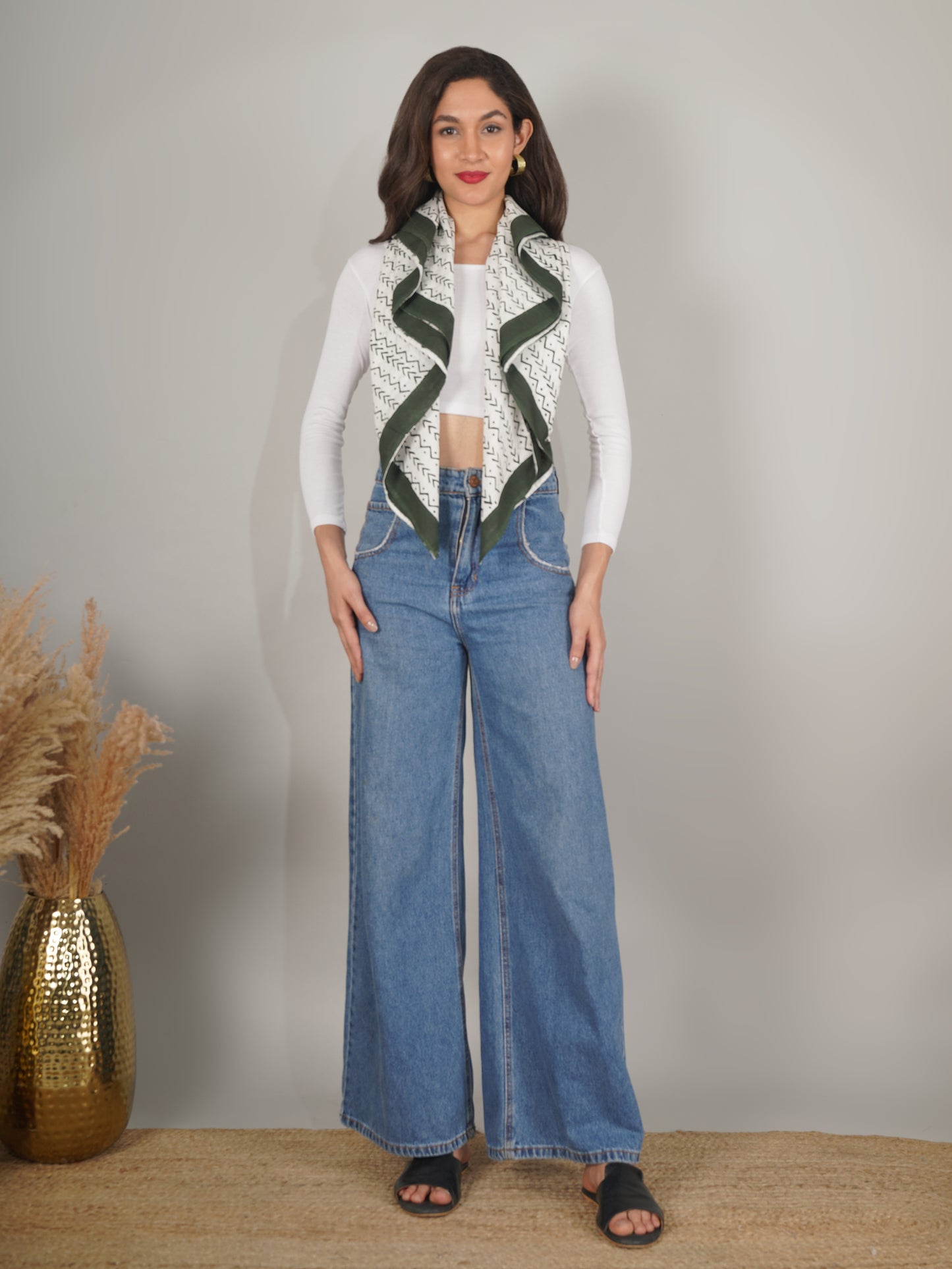 green-abstract-print-pure-cotton-scarf-40-by-40-mchp0004