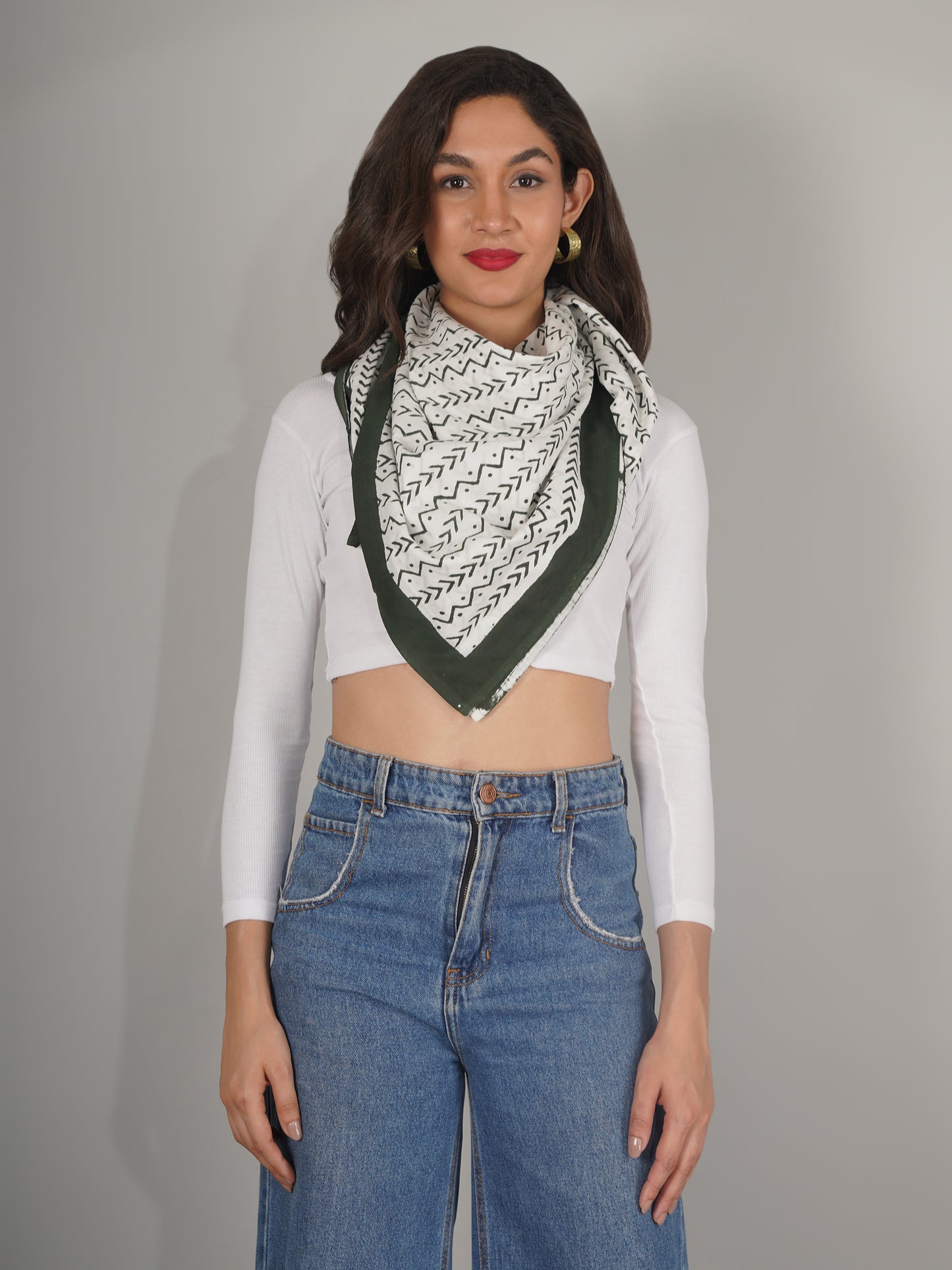 green-abstract-print-pure-cotton-scarf-40-by-40-mchp0004