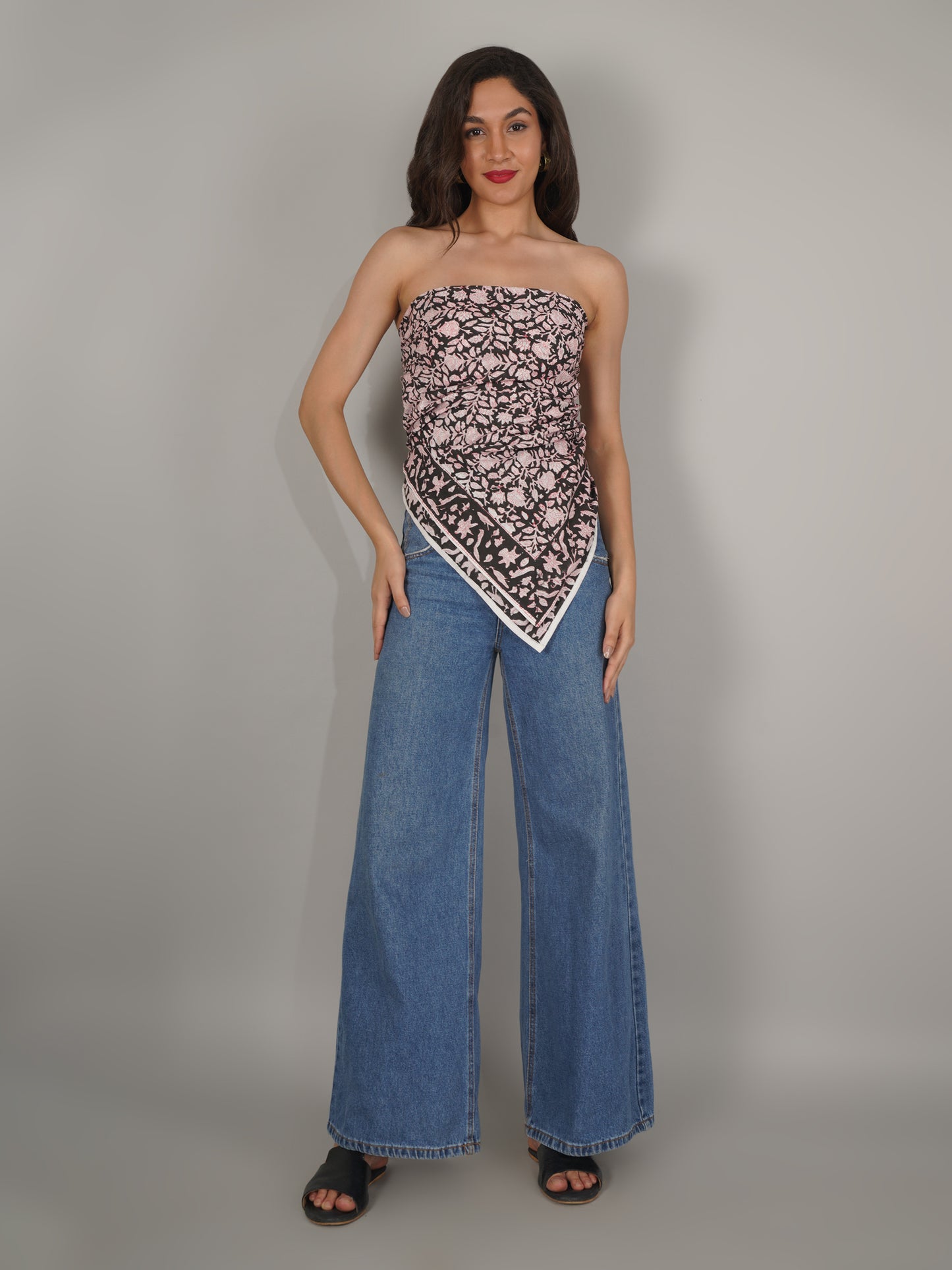 black-floral-print-pure-cotton-scarf-40-by-40-mchp0005