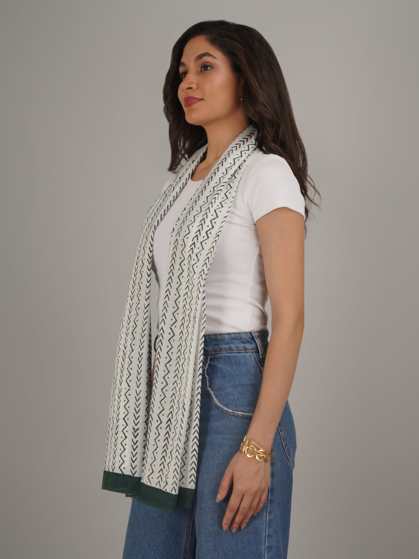 Green Chevron Handblock Printed Pure Cotton Scarf 71 x 21 Inches-MCHP0027