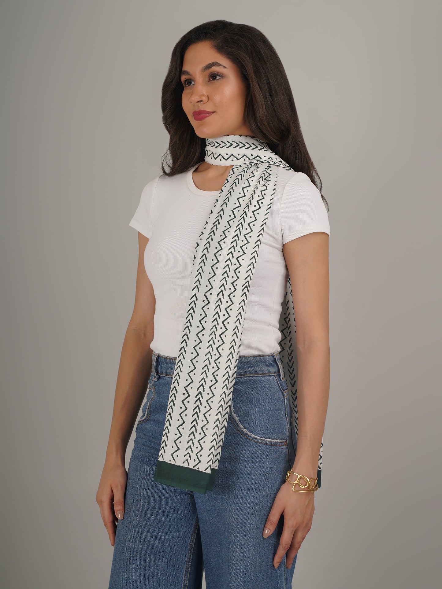 Green Chevron Handblock Printed Pure Cotton Scarf 71 x 21 Inches-MCHP0027
