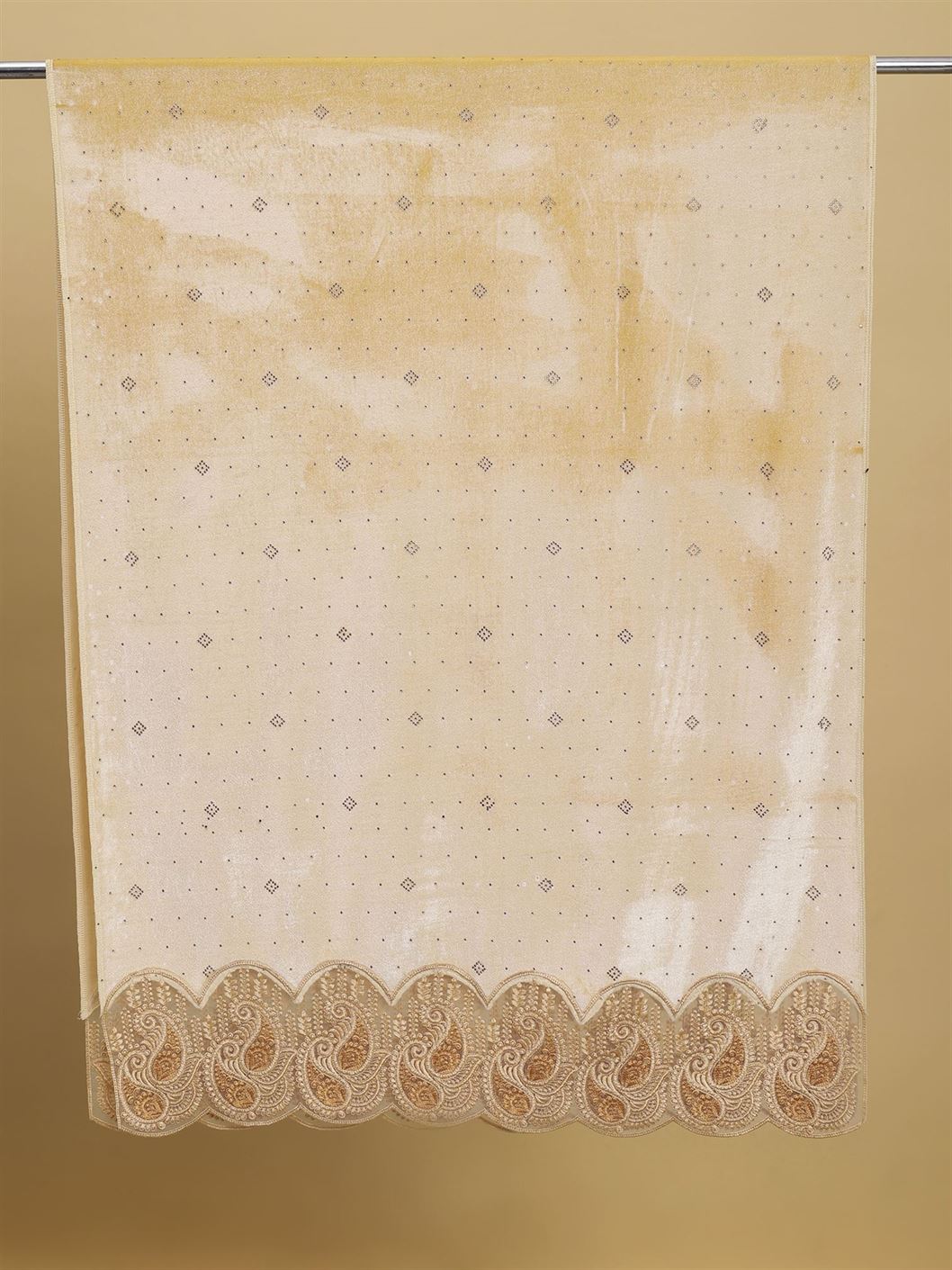 tan-embellished-velvet-stole-mchsvd1627t-moda-chales-6