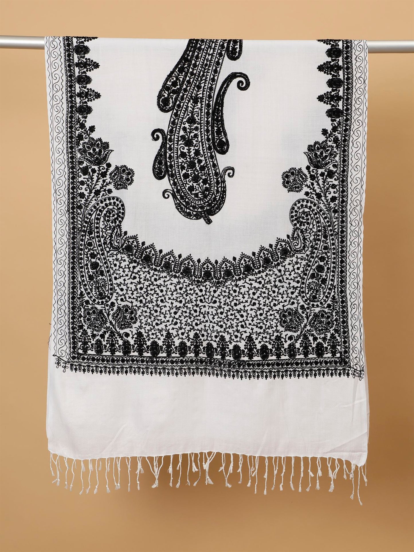 white-and-black-embroidered-shawl-mcmmst4231-5