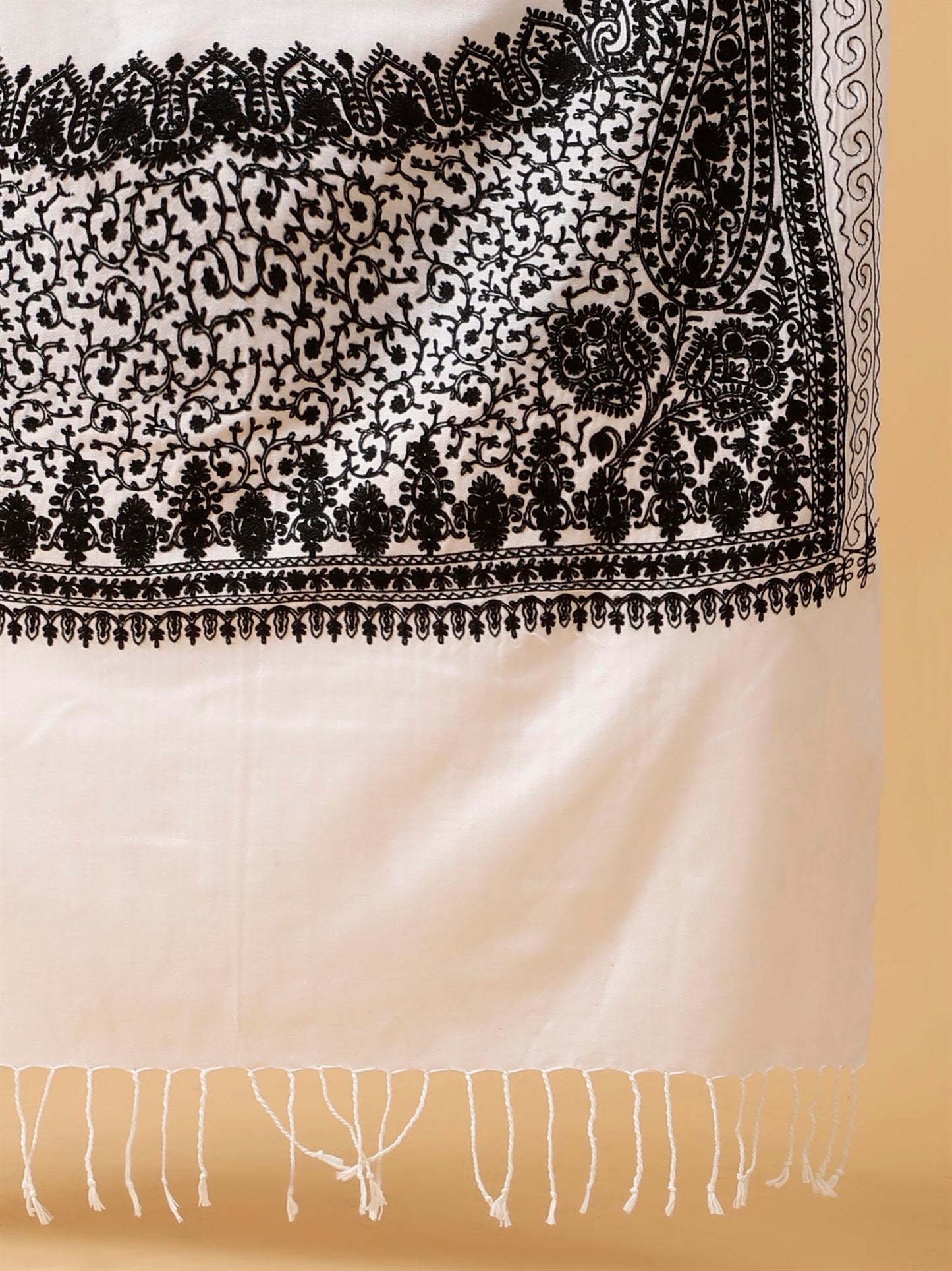 white-and-black-embroidered-shawl-mcmmst4231-6