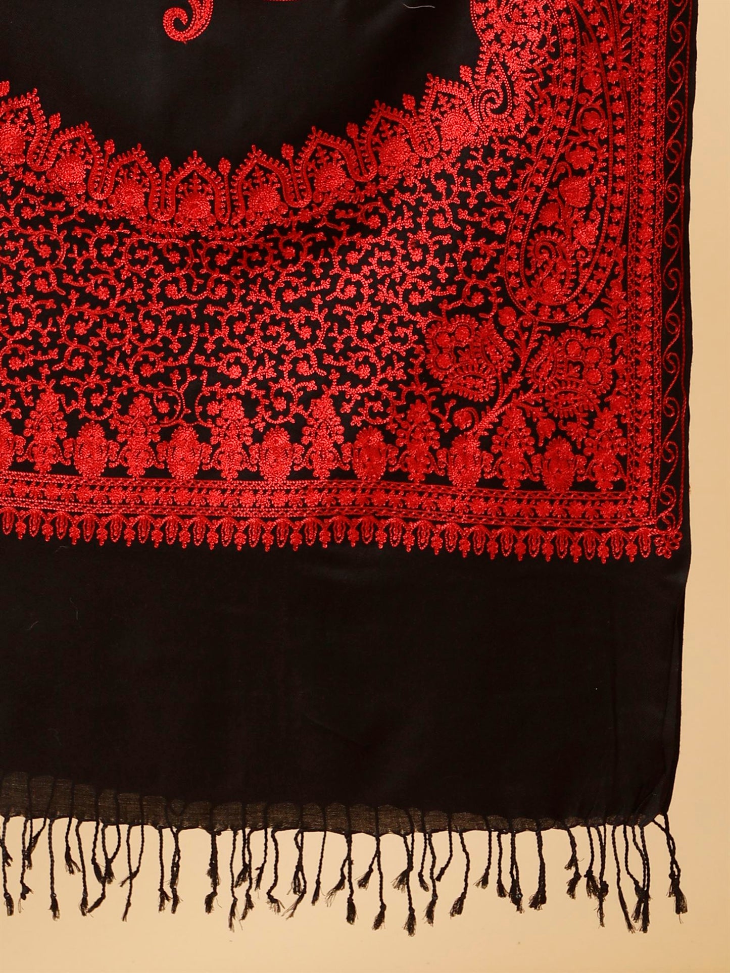 black-and-red-embroidered-shawl-mcmmst4232-6