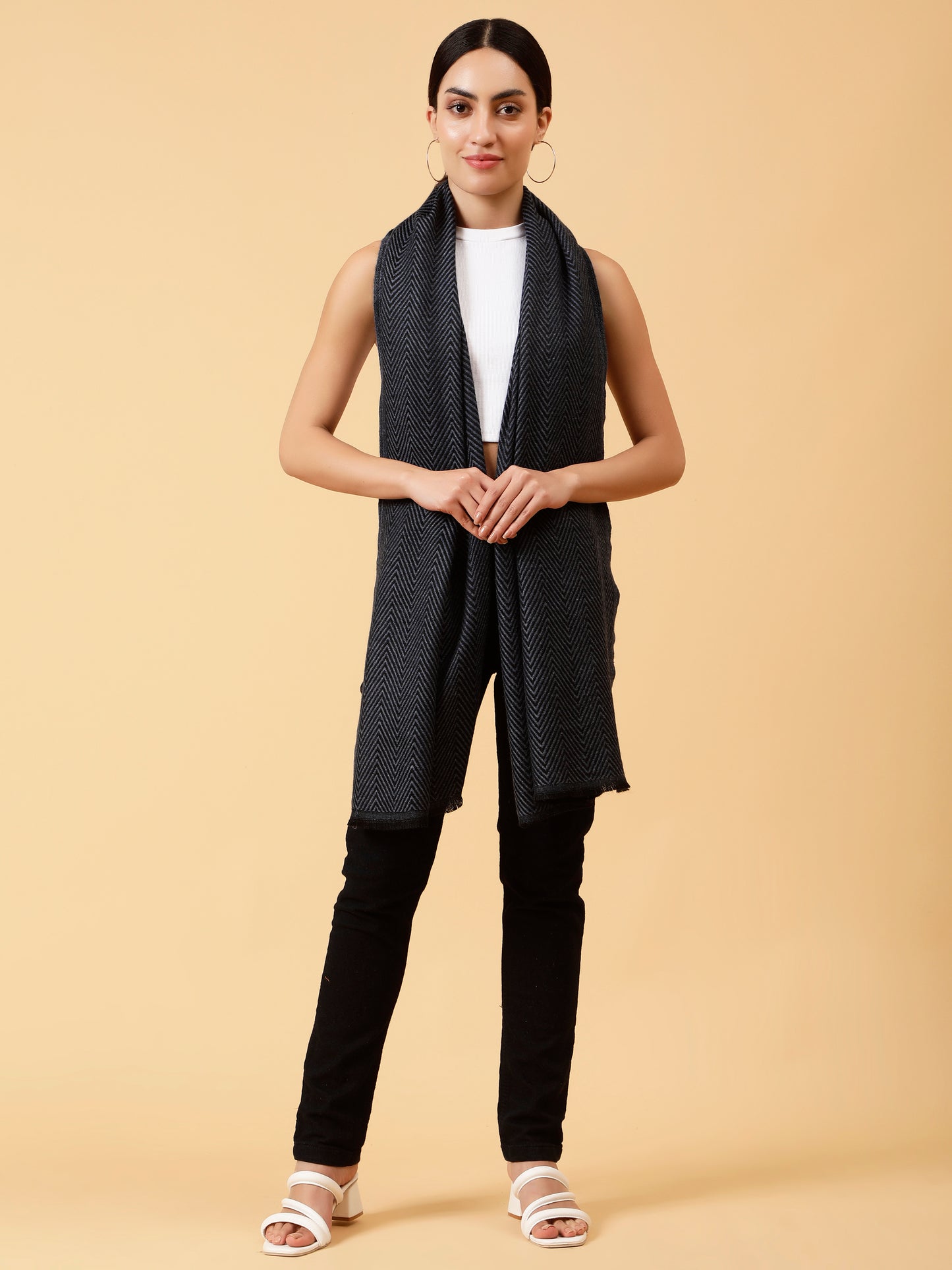 blue-and-black-woven-woolen-stole-mcmmst4233-2