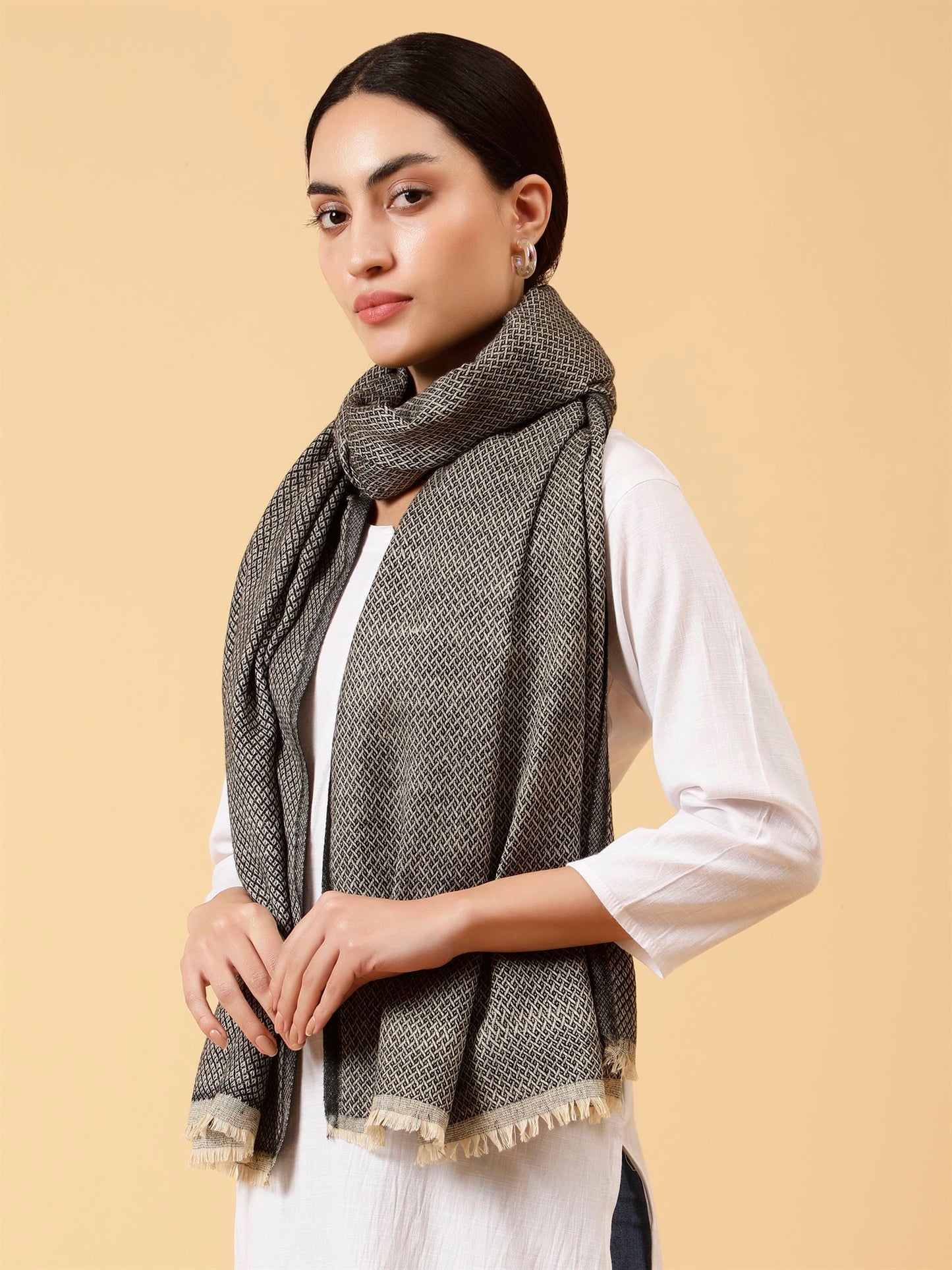 black-abstract-pattern-stole-mcmmst4241-3