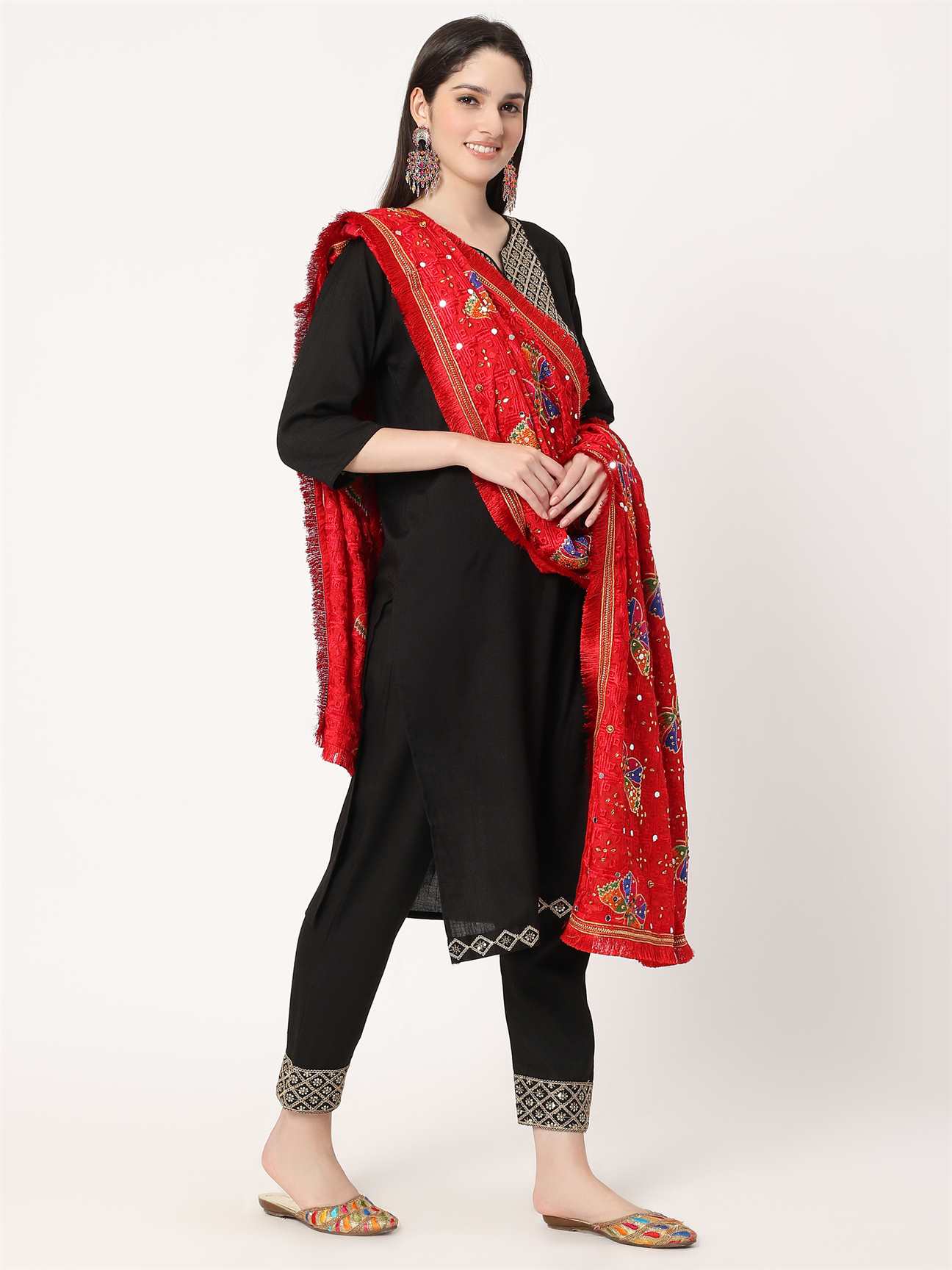 red-butterfly-embroidery-phulkari-dupatta-MCRCPD0112