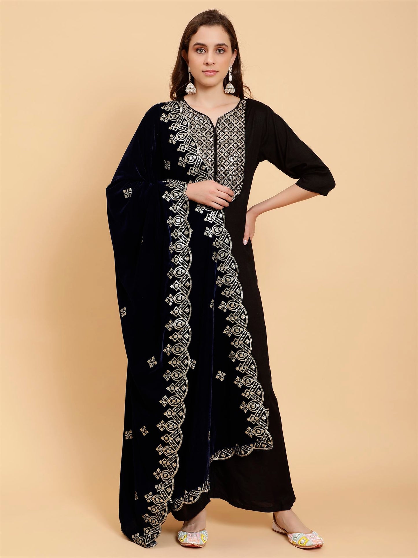 navy-blue-embellished-velvet-dupatta-mcrcvd7206-moda-chales-2
