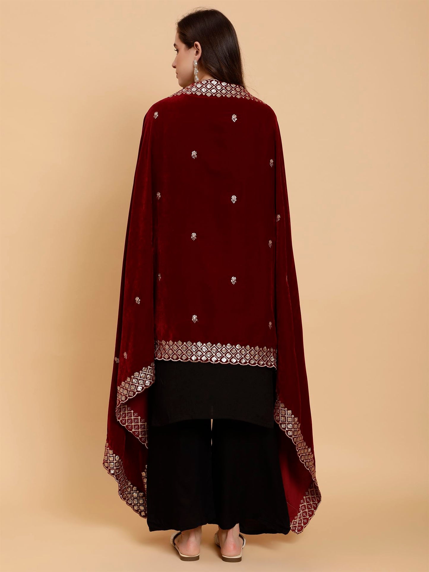 maroon-embellished-velvet-dupatta-mcrcvd7304-moda-chales-6