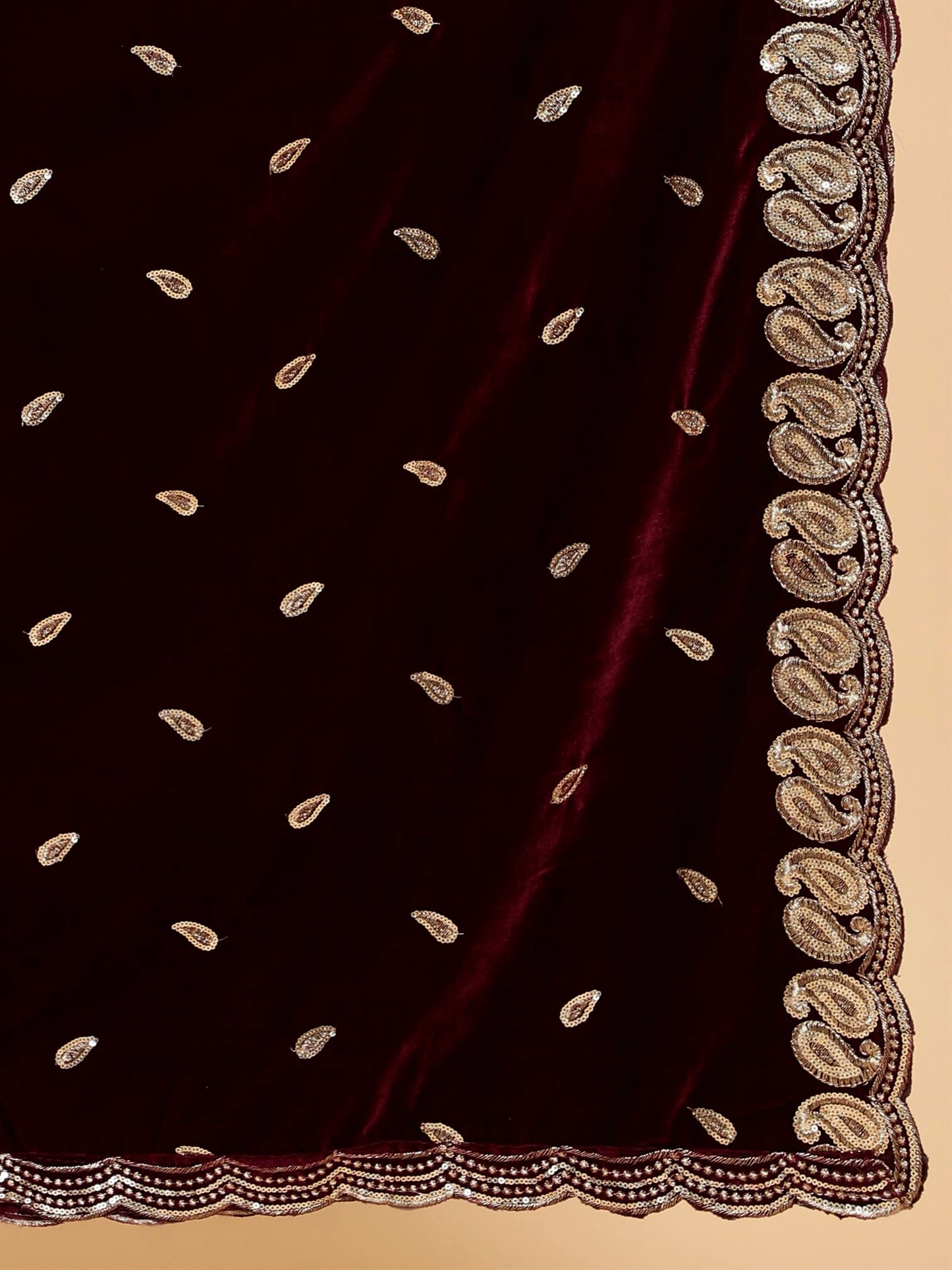 burgundy-embellished-velvet-dupatta-mcrcvd7342-moda-chales-7