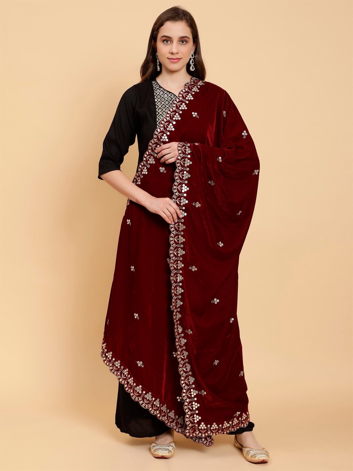 maroon-embellished-velvet-dupatta-mcrcvd7384-moda-chales-2