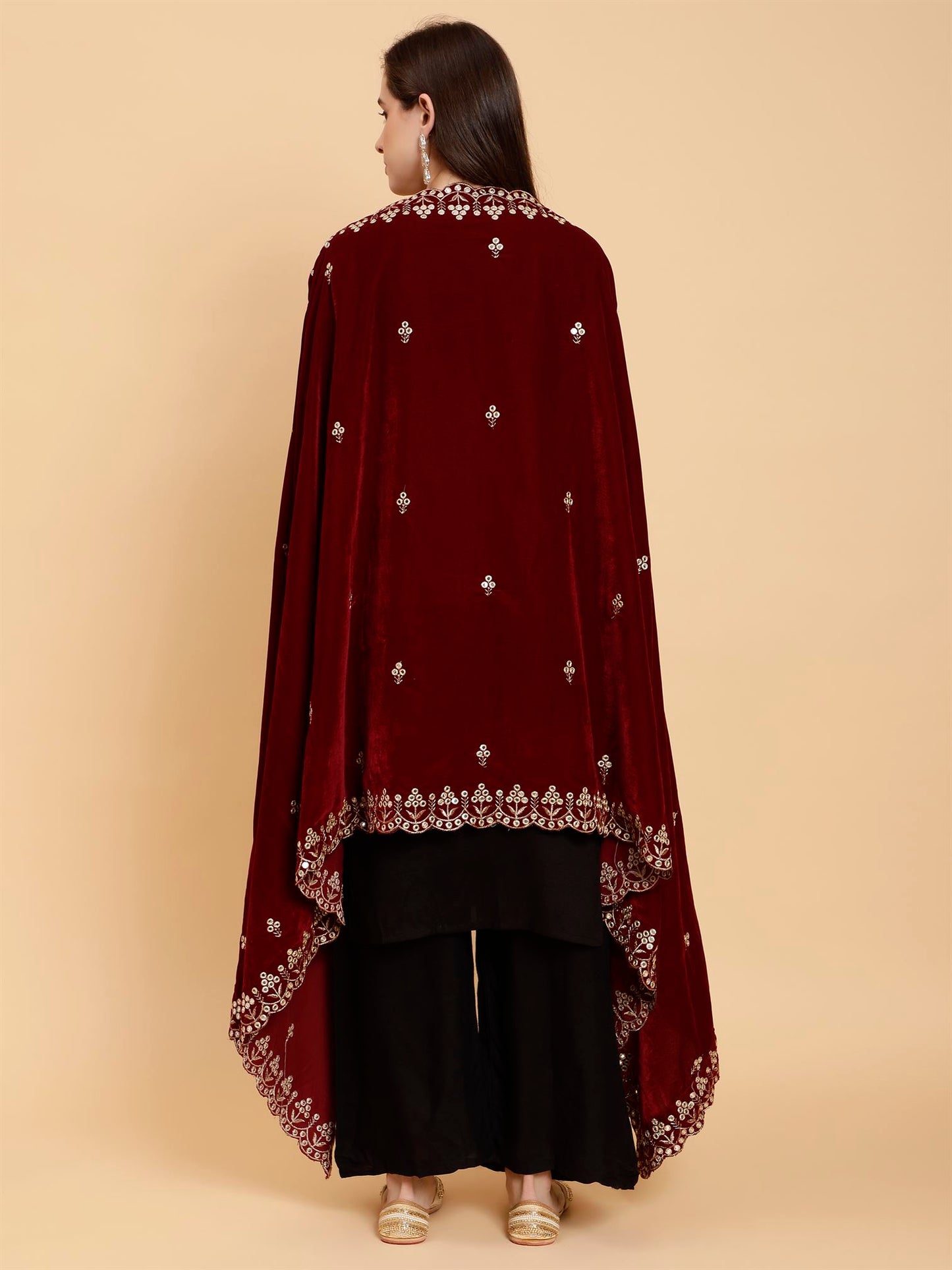 maroon-embellished-velvet-dupatta-mcrcvd7384-moda-chales-7