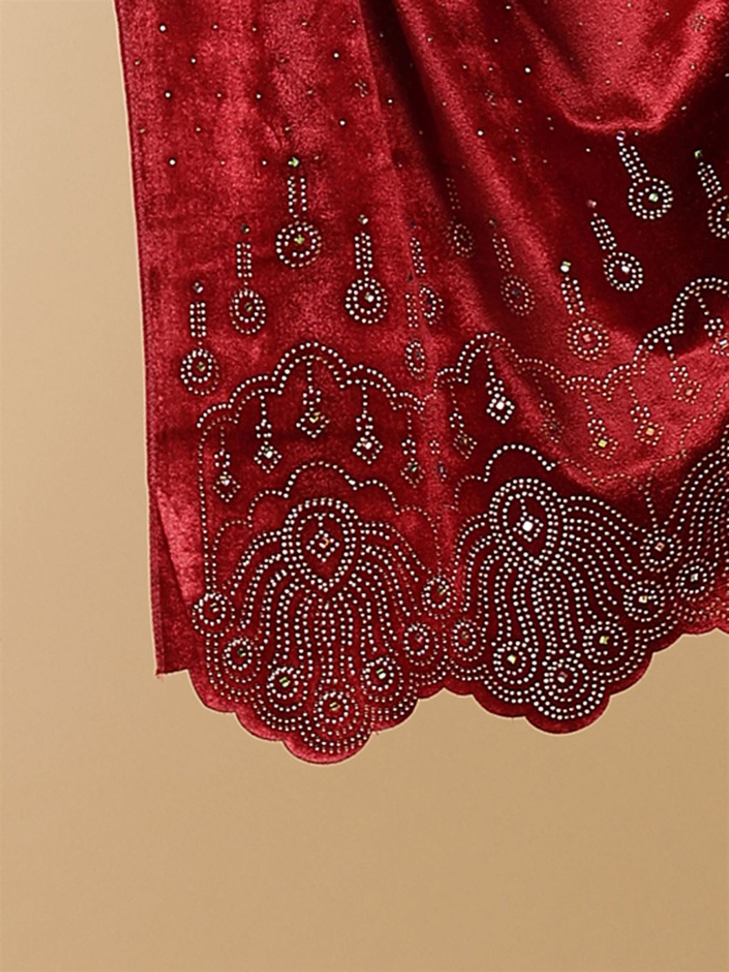 red-embellished-velvet-stole-mchsvd1606r-moda-chales-4
