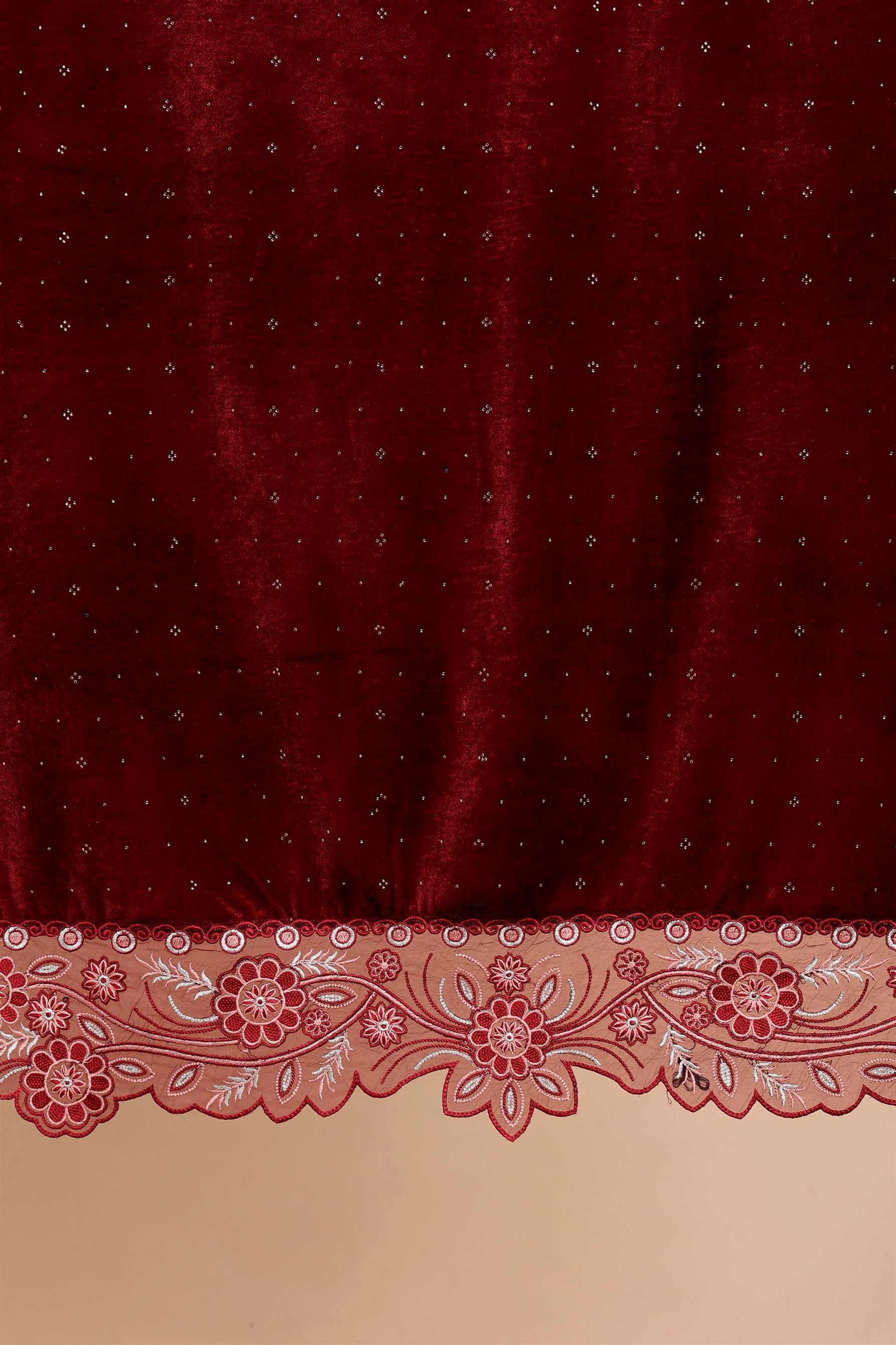 maroon-embellished-velvet-stole-mchsvd1612m-moda-chales-4