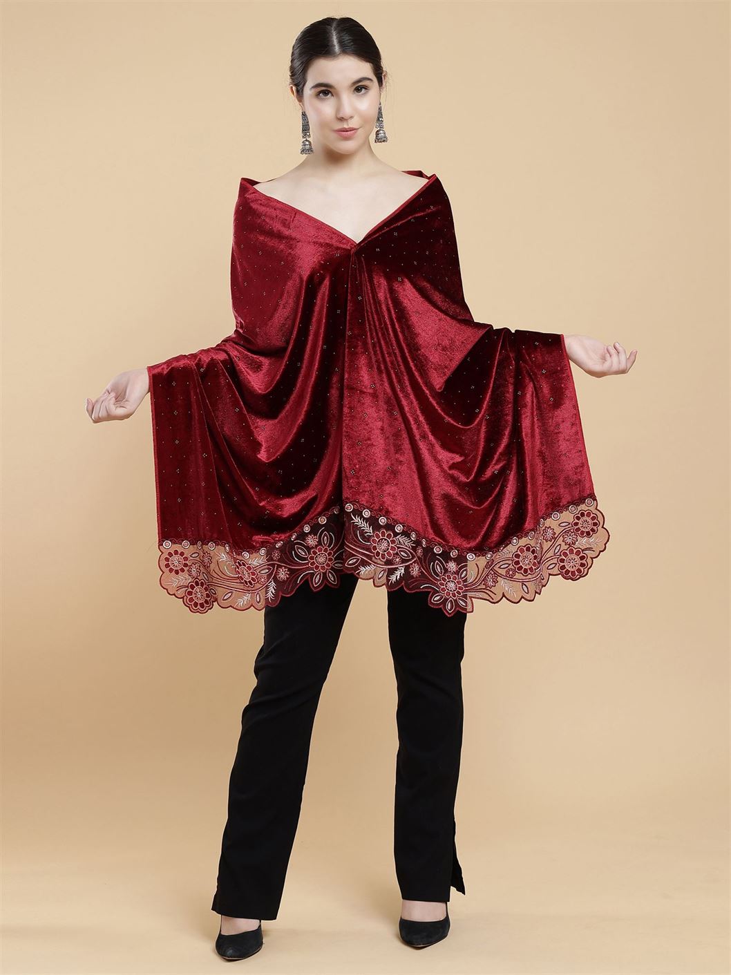 maroon-embellished-velvet-stole-mchsvd1612m-moda-chales-5