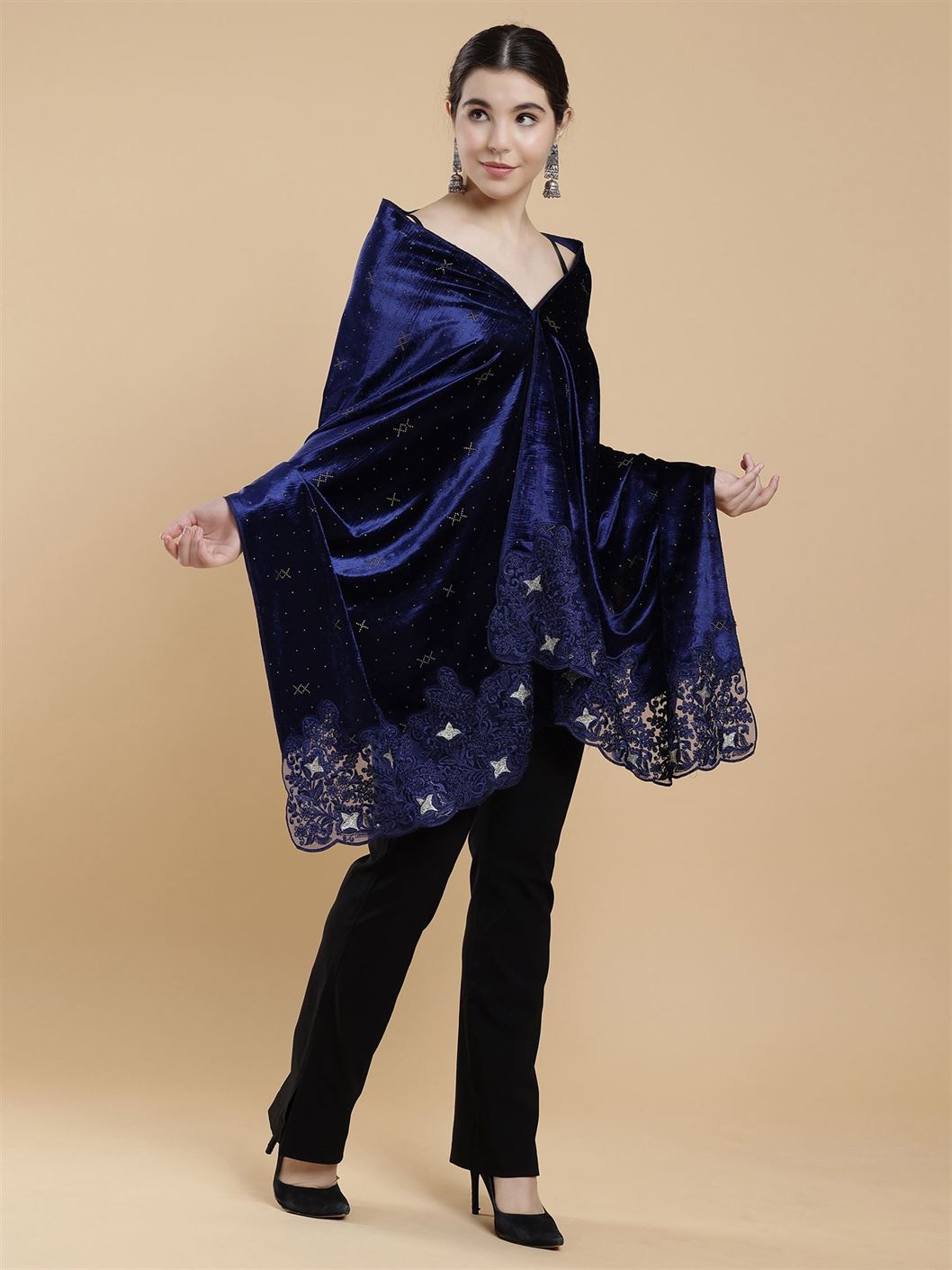 blue-embellished-velvet-stole-mchsvd1625bu-moda-chales-7