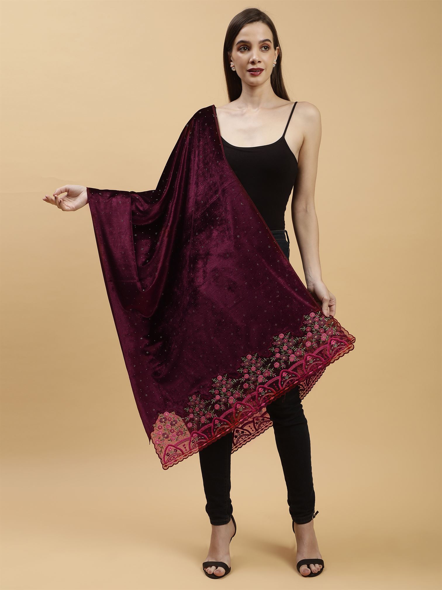 burgundy-embellished-velvet-stole-mchsvd1630w-moda-chales-1