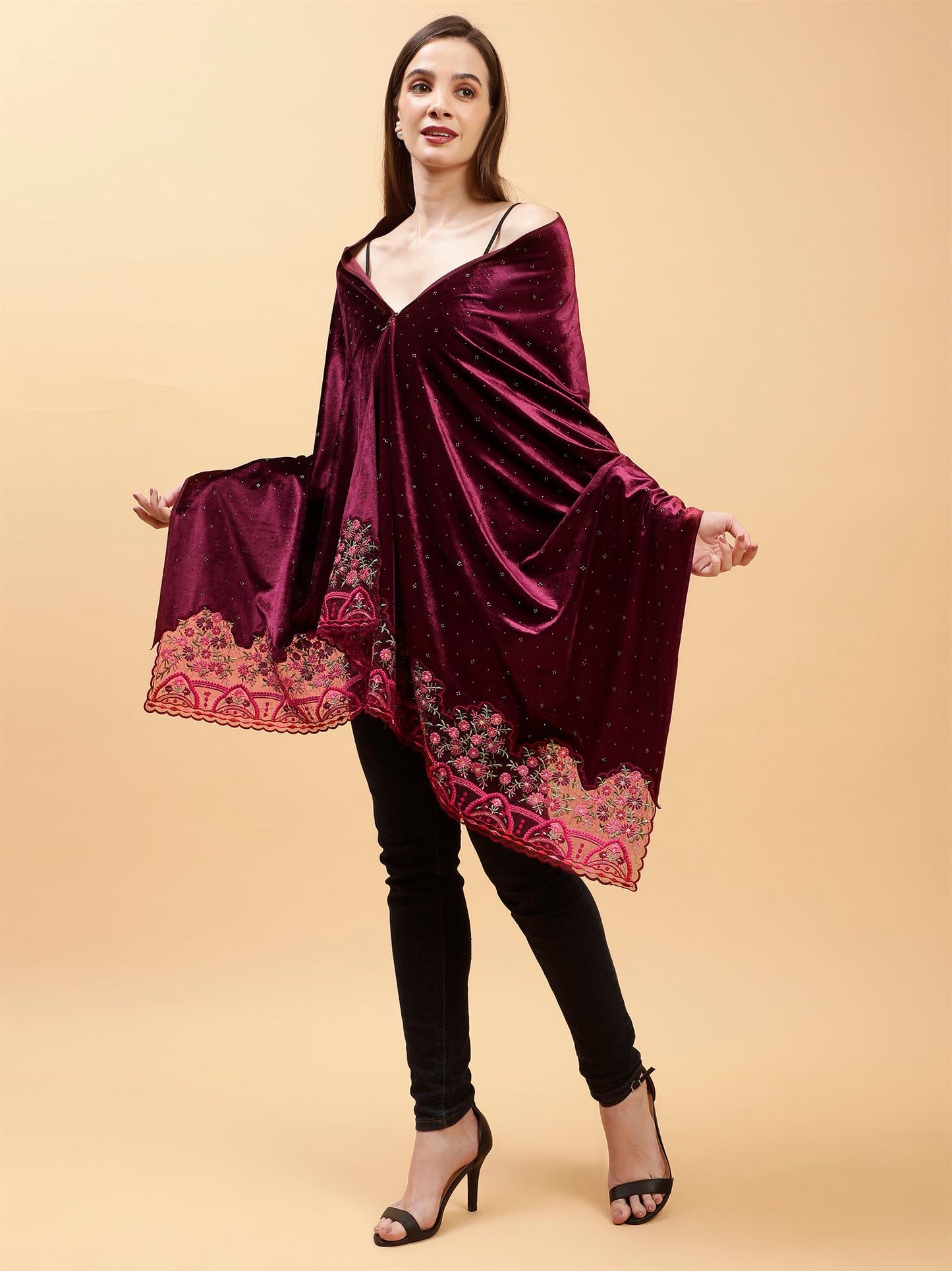 burgundy-embellished-velvet-stole-mchsvd1630w-moda-chales-4