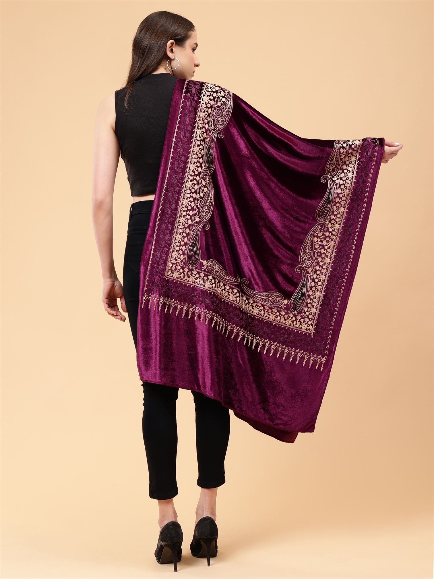 Purple Embroidered Velvet Stole - MCHSVD1651