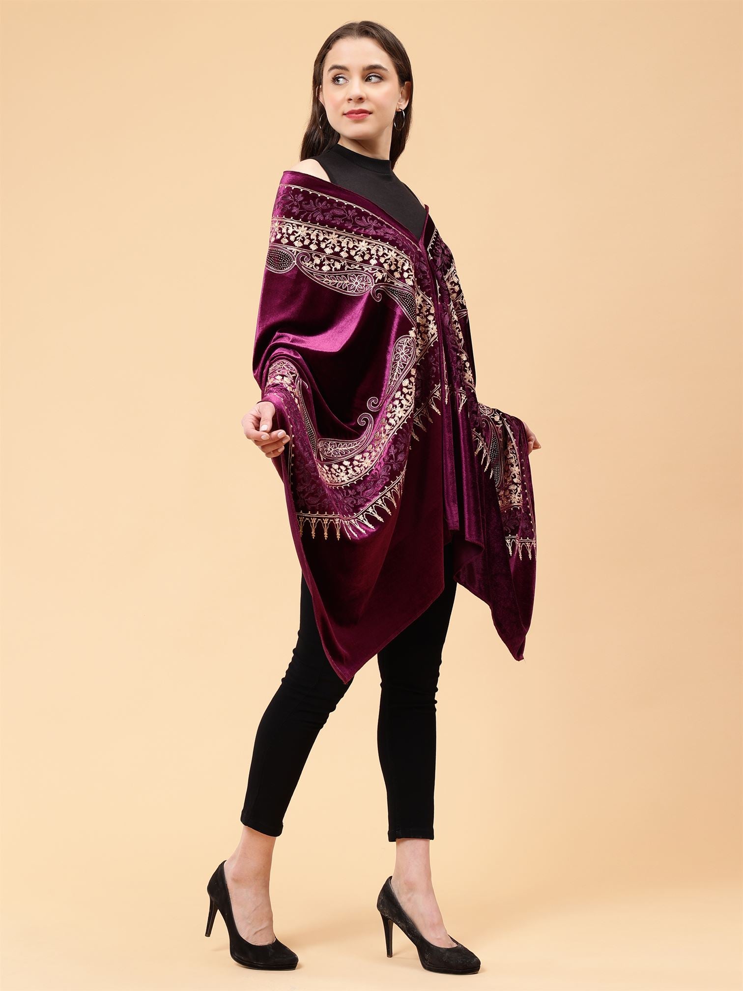 Purple Embroidered Velvet Stole - MCHSVD1651