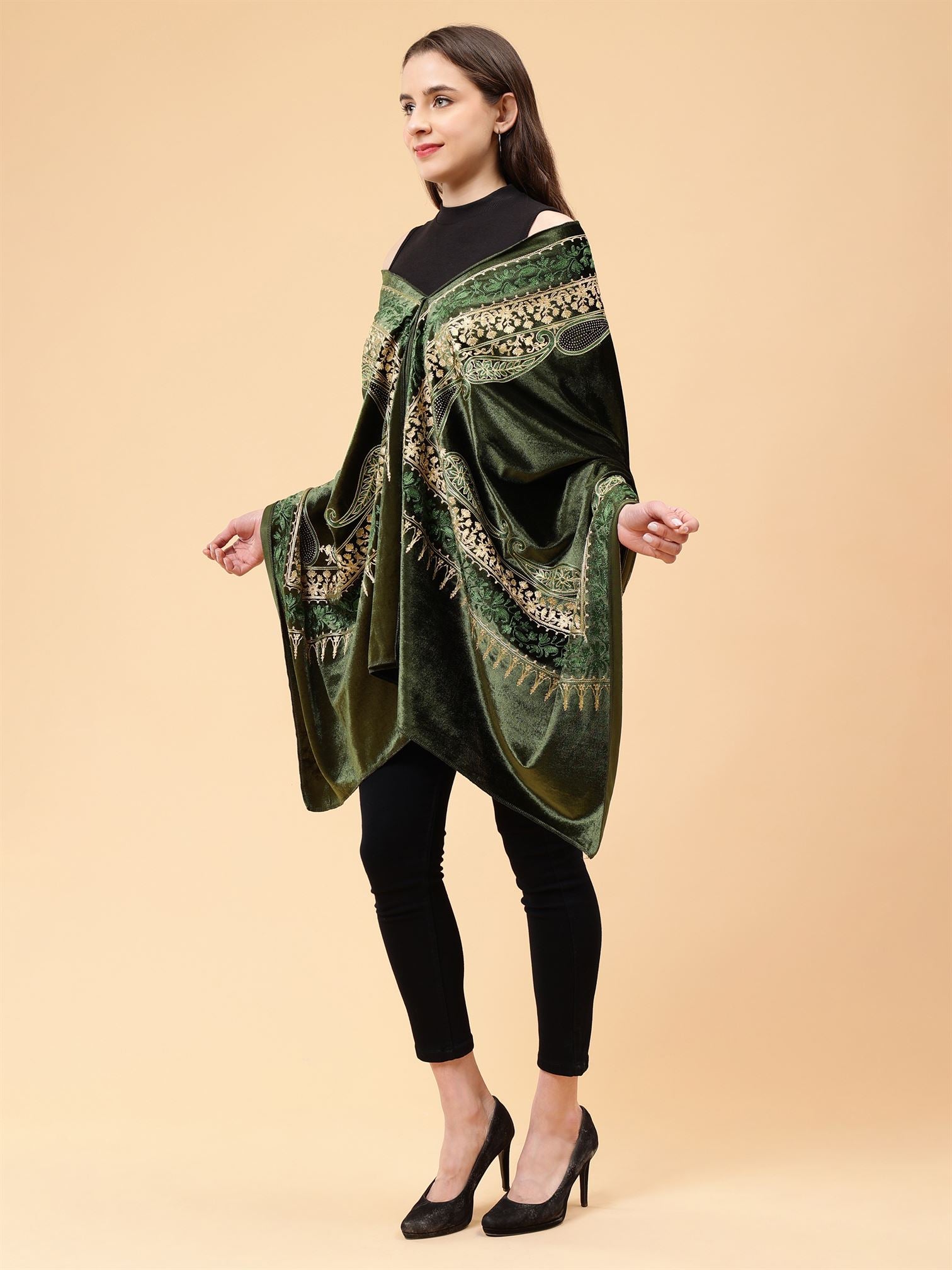 Mehndi Green Embroidered Velvet Stole - MCHSVD1653