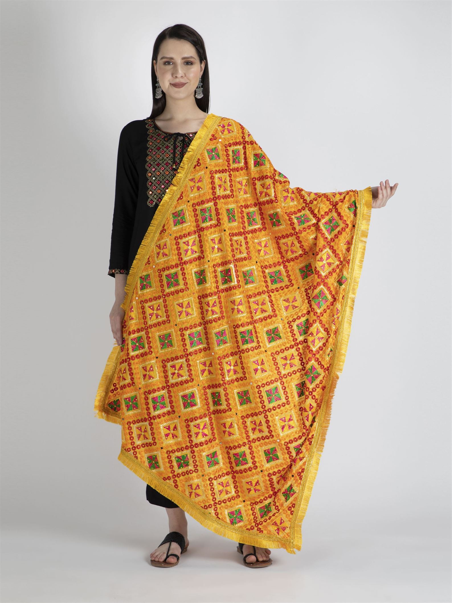 yellow-multicolour-phulkari-dupatta-with-heavy-lace-mcmmpd4049-1