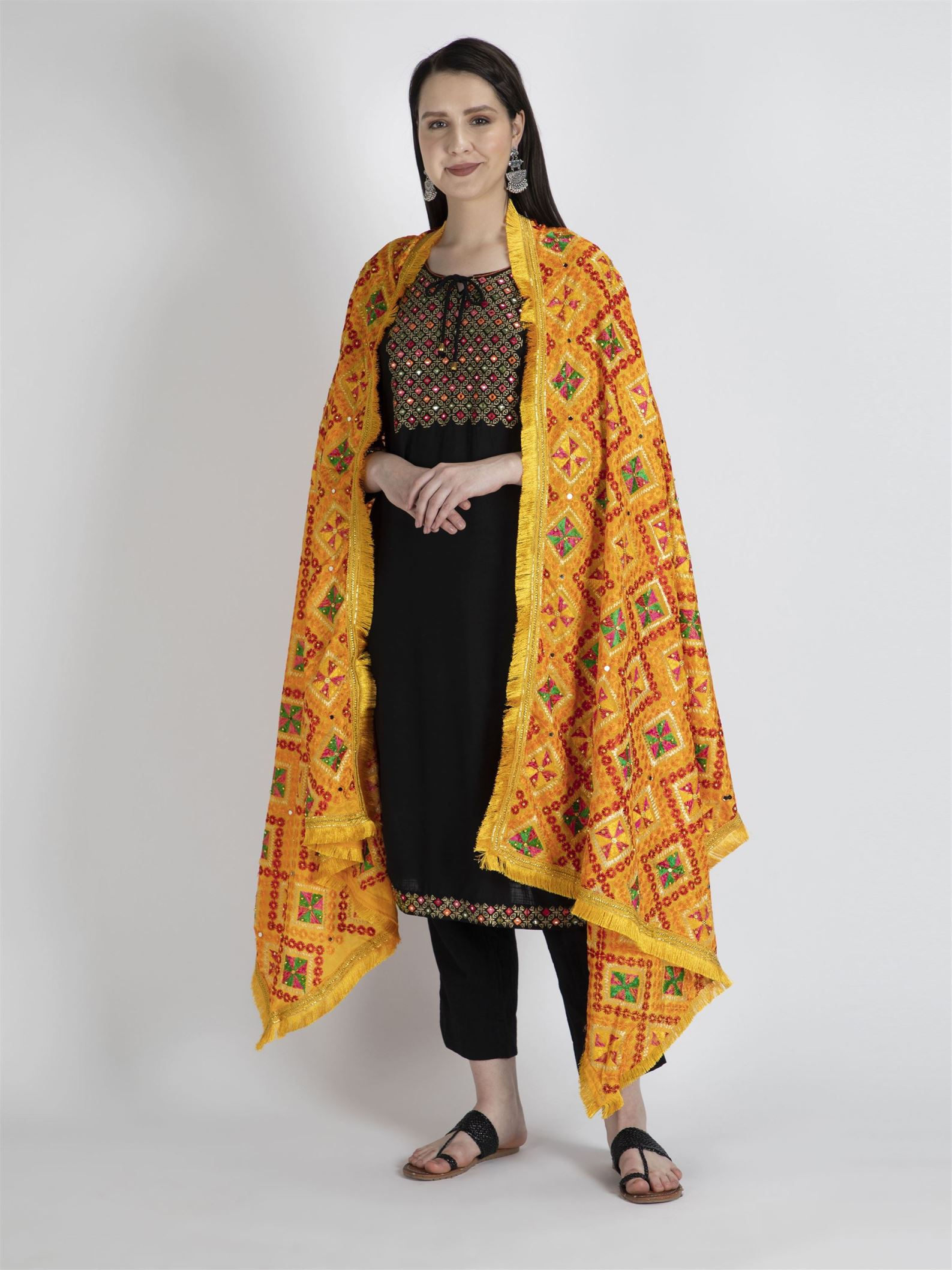 yellow-multicolour-phulkari-dupatta-with-heavy-lace-mcmmpd4049-4