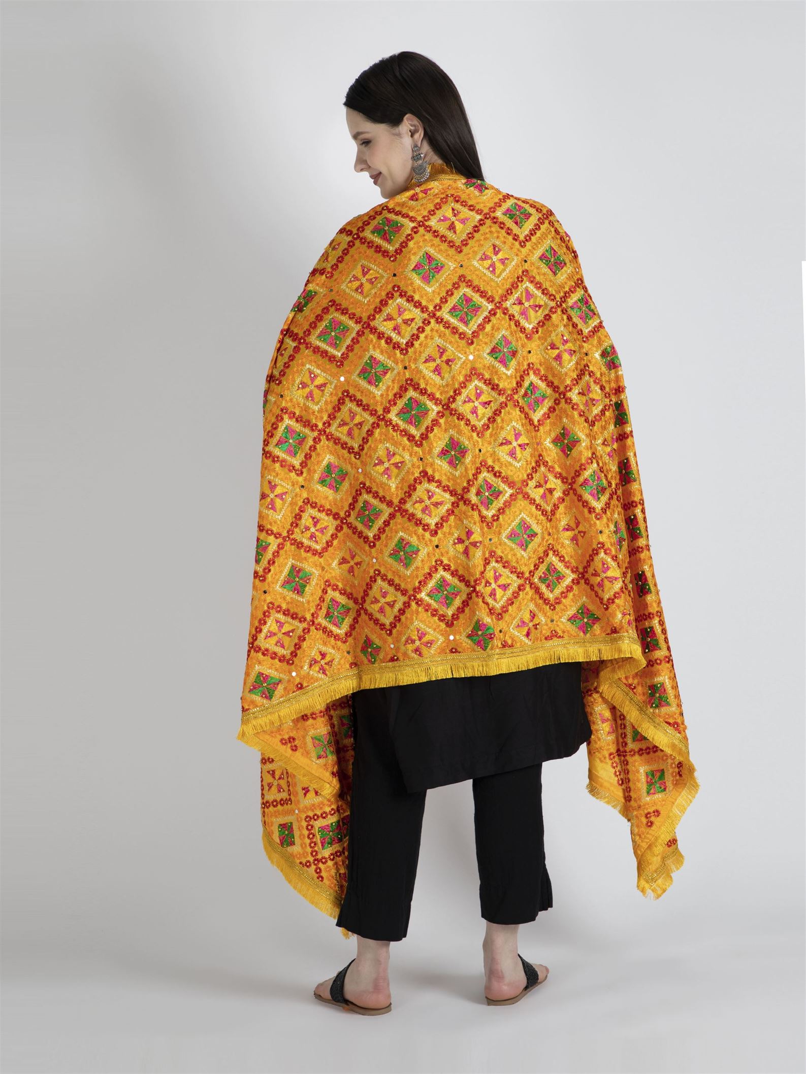 yellow-multicolour-phulkari-dupatta-with-heavy-lace-mcmmpd4049-5