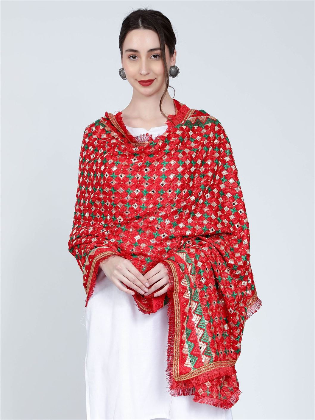 red-and-green-phulkari-dupatta-with-beads-mcmmpd4056b-4