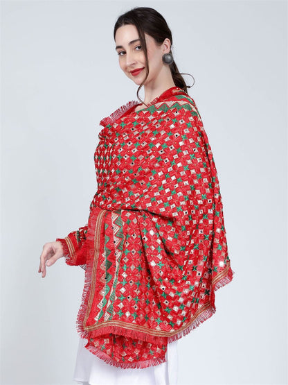 red-and-green-phulkari-dupatta-with-beads-mcmmpd4056b-5