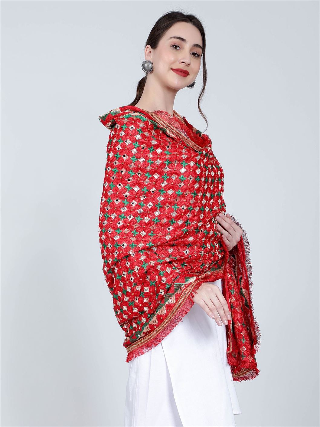 red-and-green-phulkari-dupatta-with-beads-mcmmpd4056b-7