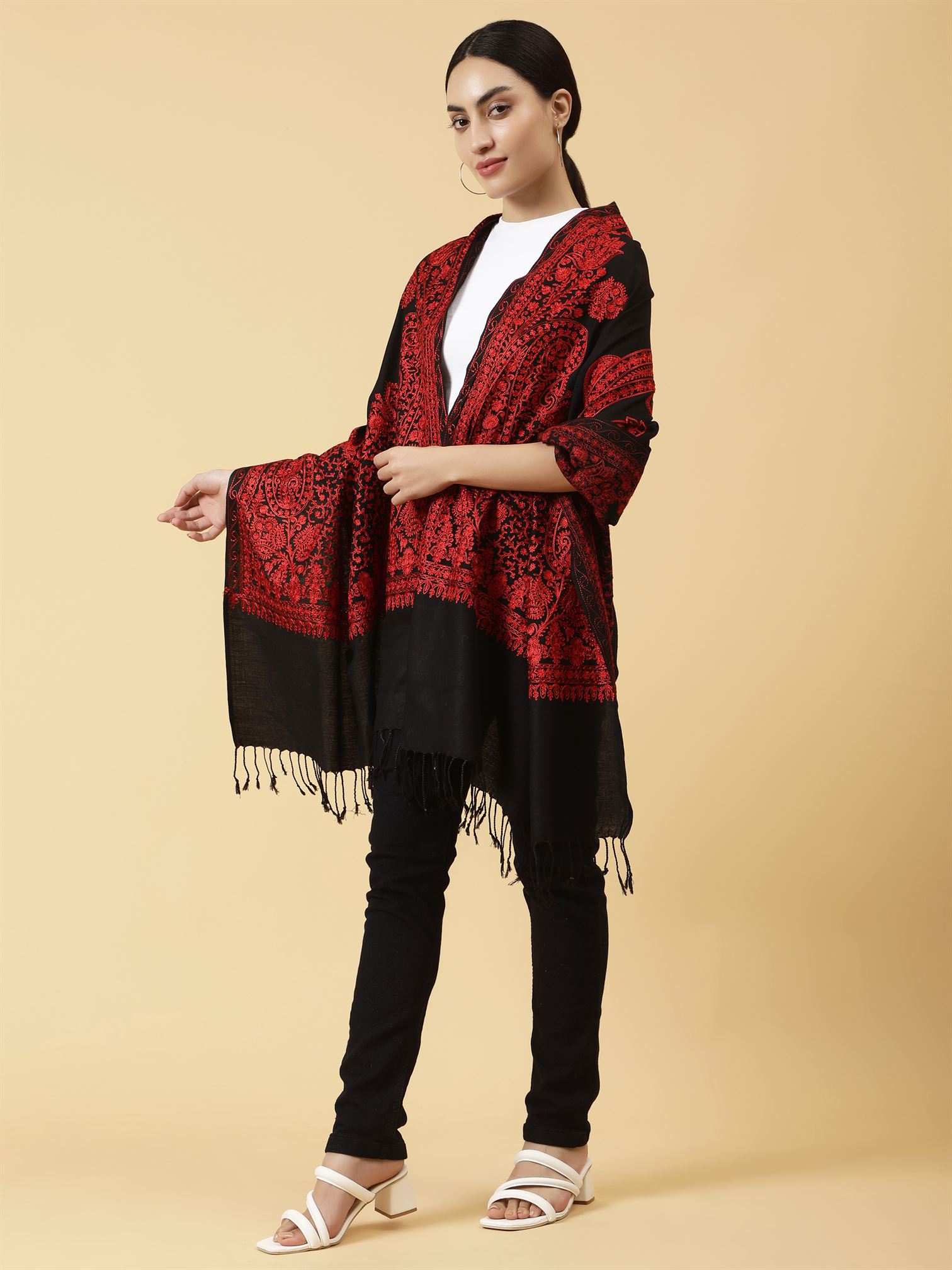 black-and-red-embroidered-shawl-mcmmst4232-3