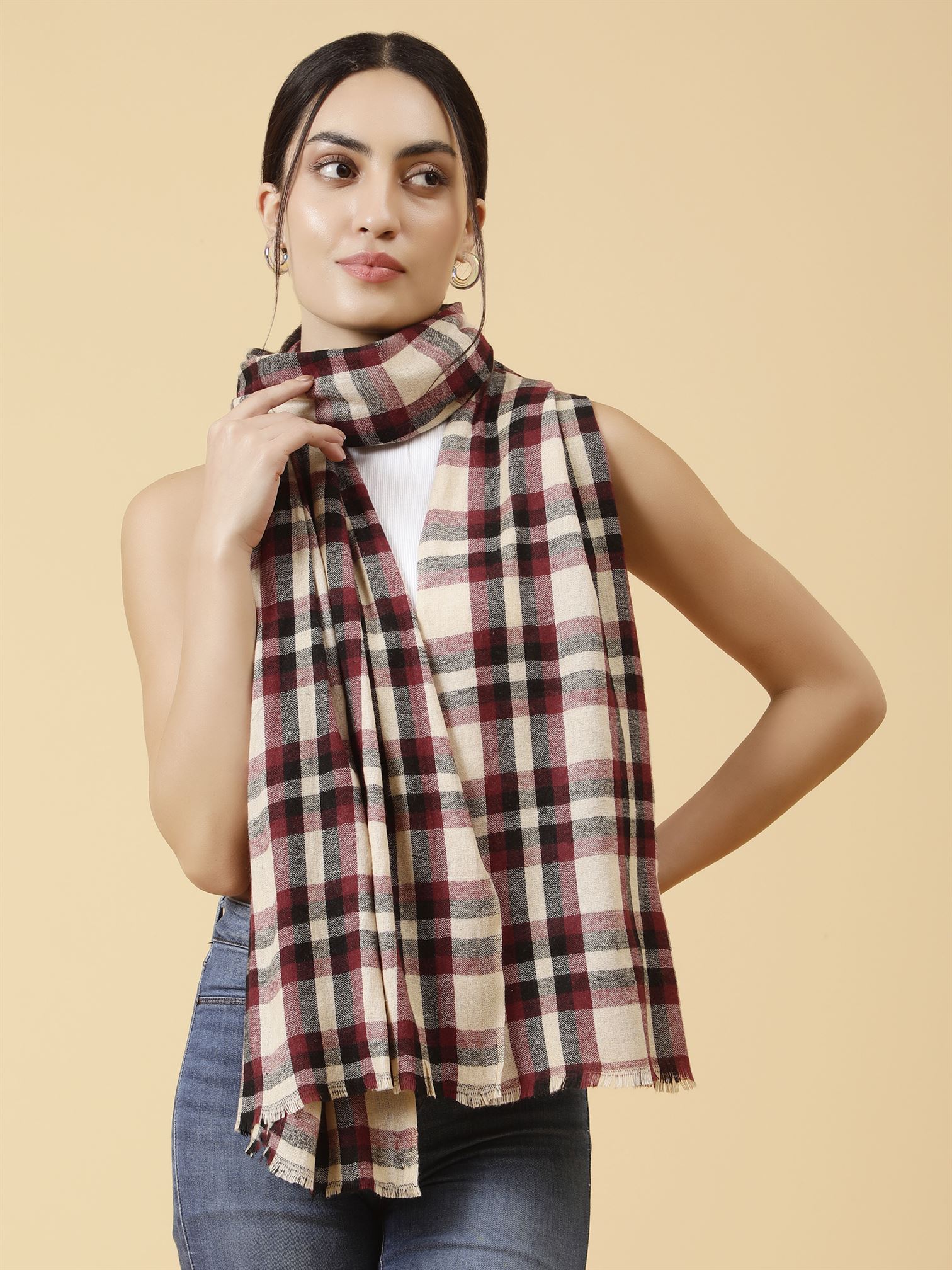 checked-pashmina-wool-stole-mcmmst4243-3