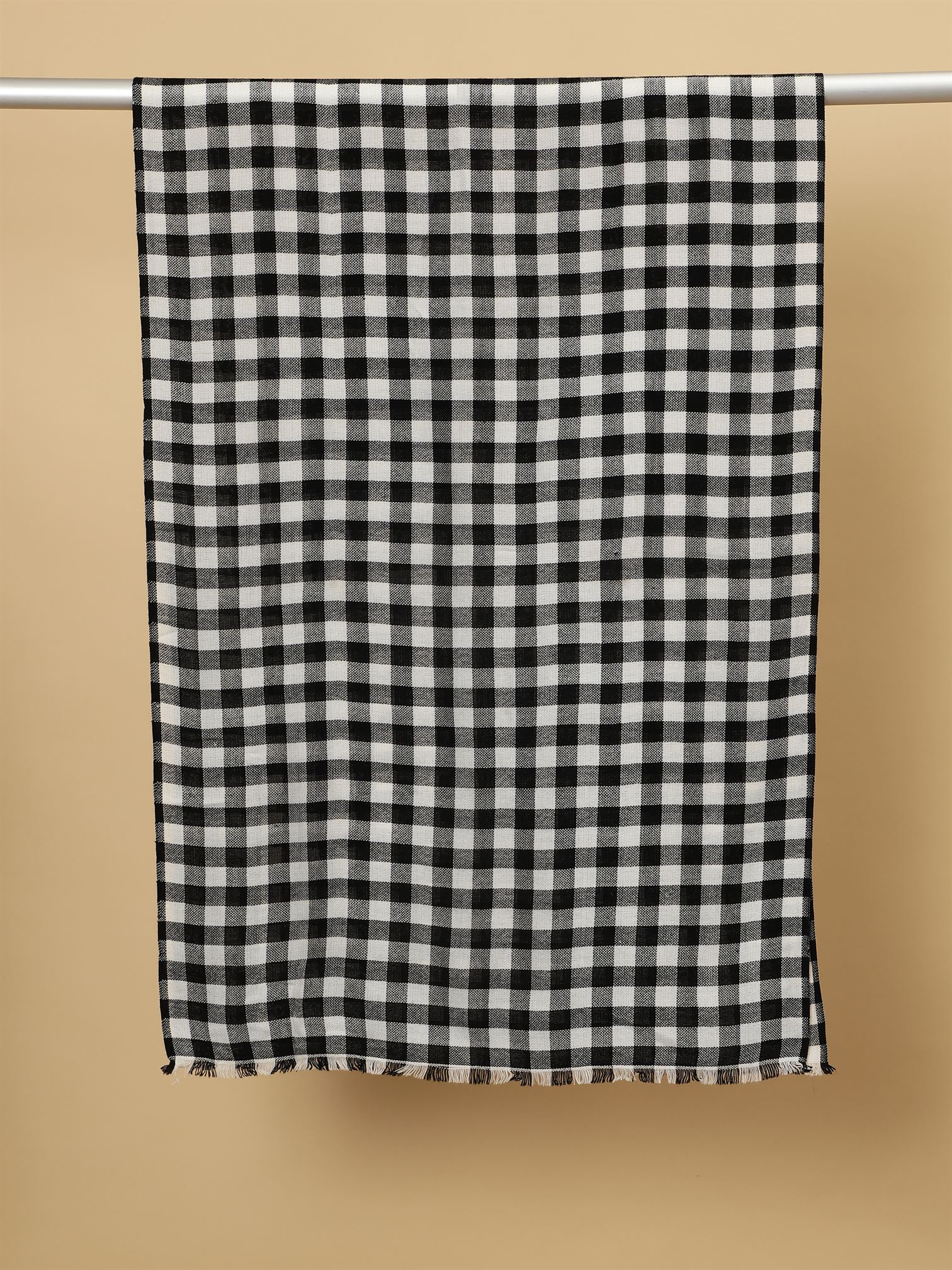 checked-knitted-stole-mcmmst4245-5