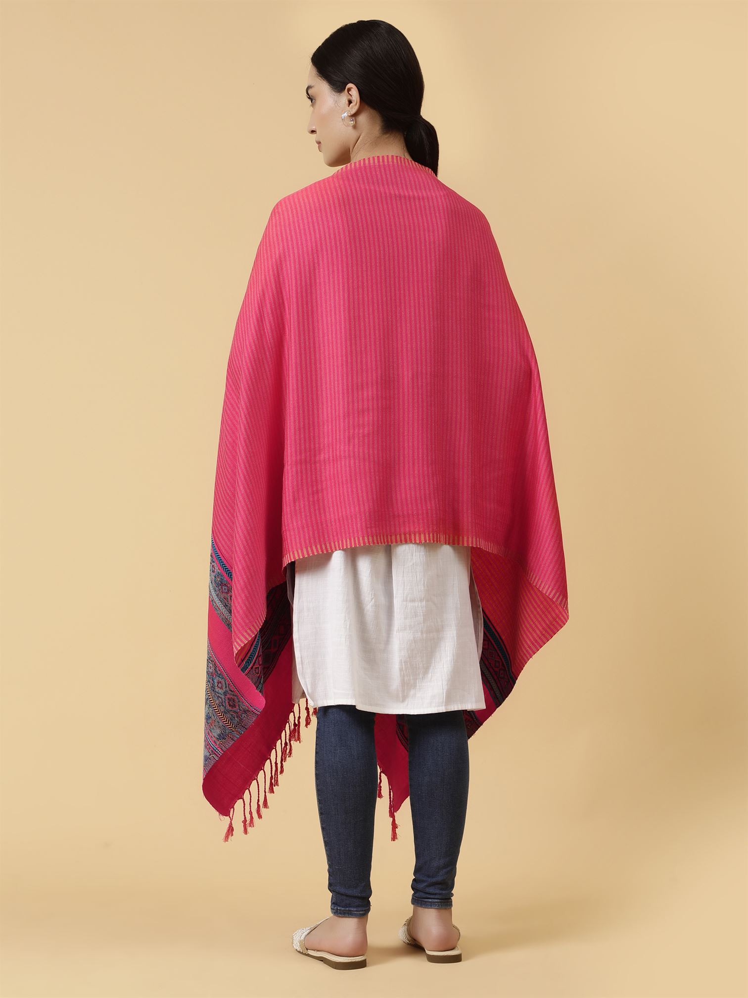 magenta-striped-acro-wool-stole-mcmmst4250-4
