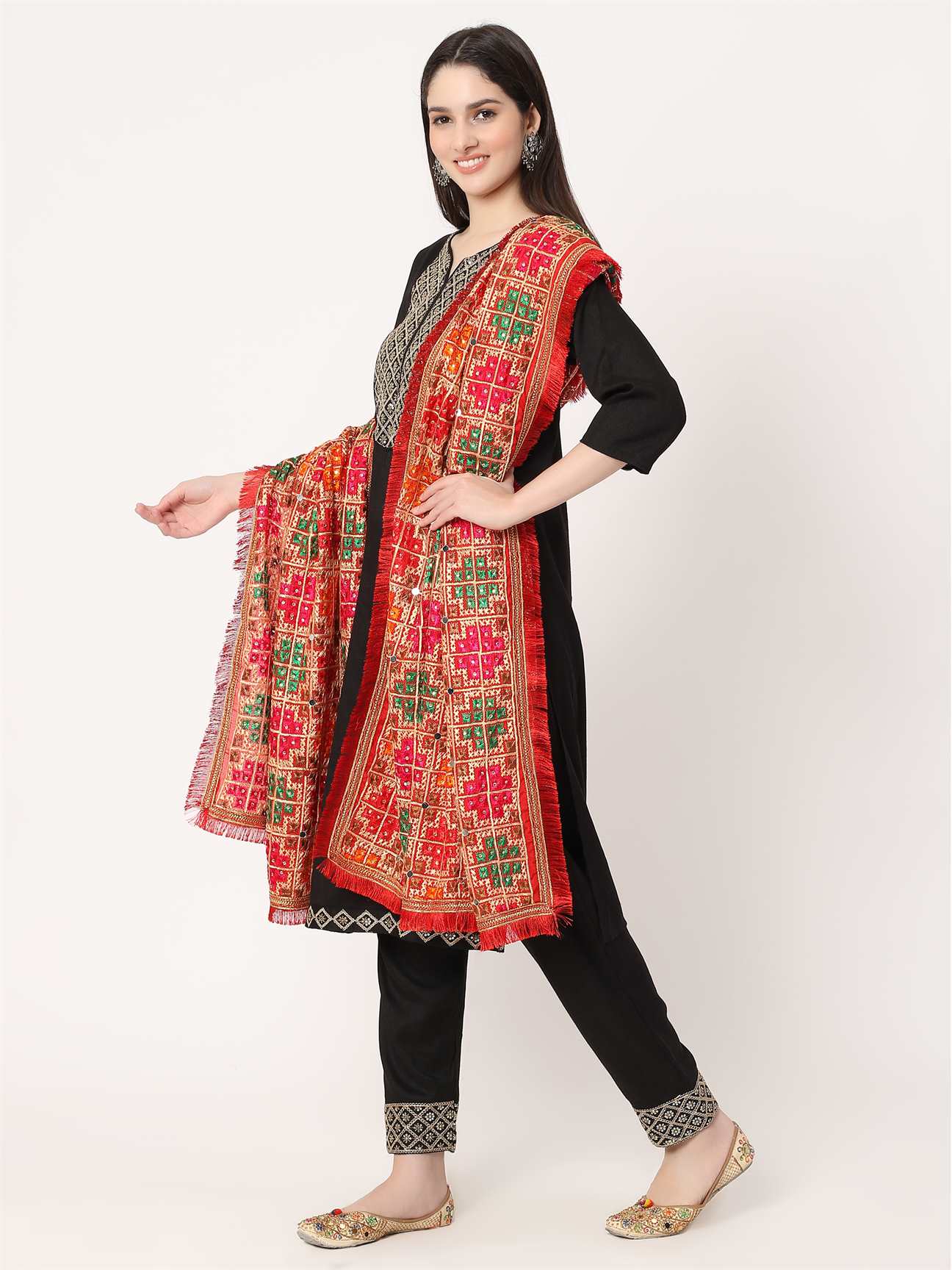 maroon-multicolour-embroidery-phulkari-dupatta-with-mirror-work-MCRCPD0127