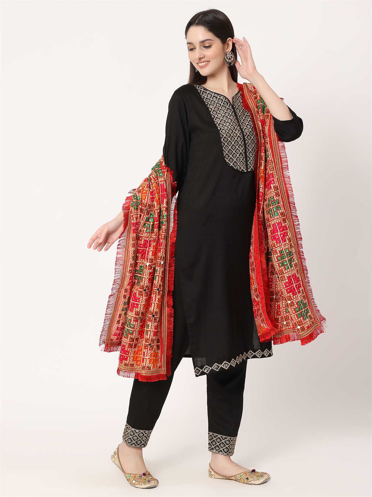 maroon-multicolour-embroidery-phulkari-dupatta-with-mirror-work-MCRCPD0127