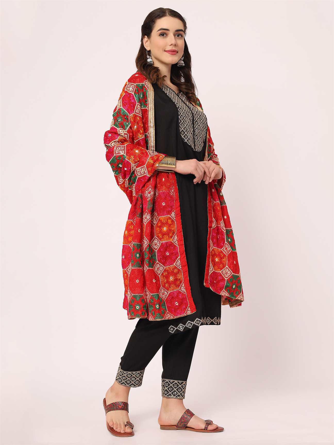 red-multicolour-embroidery-phulkari-dupatta-MCRCPD0132