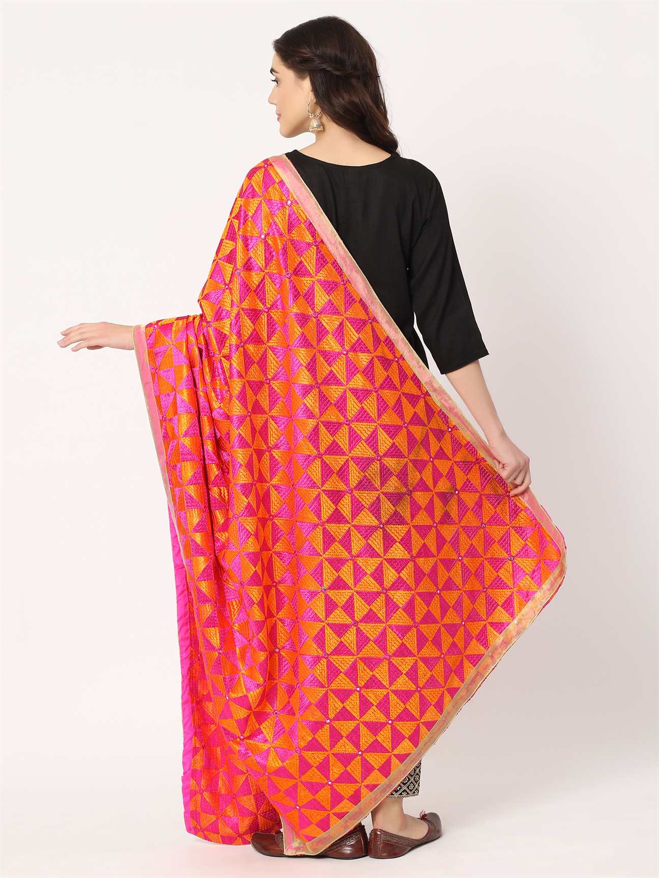magenta-orange-phulkari-embroiidery-bagh-dupatta-MCRCPD0136