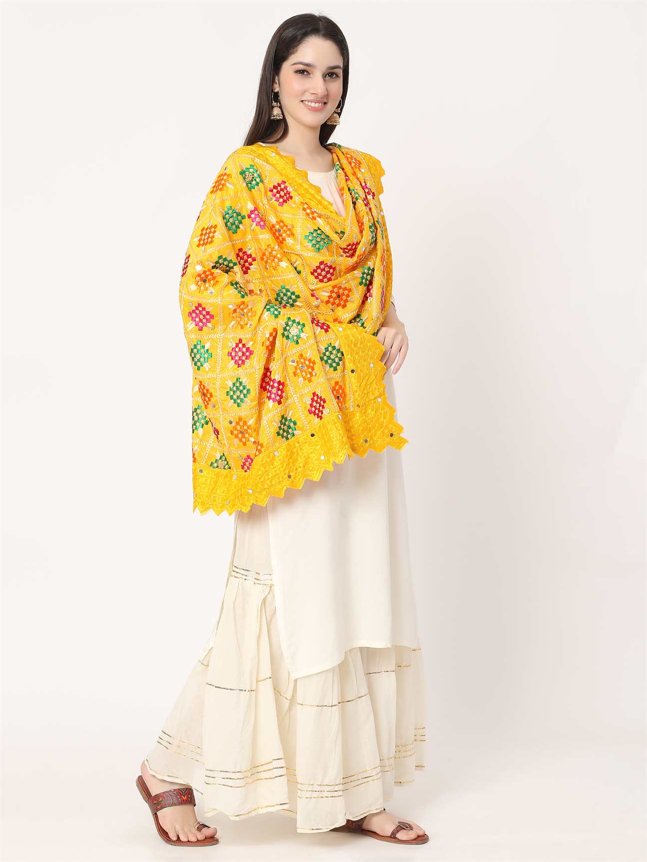 yellow-multicolour-embroidery-phulkari-dupatta-with-lace-border-MCRCPD0143