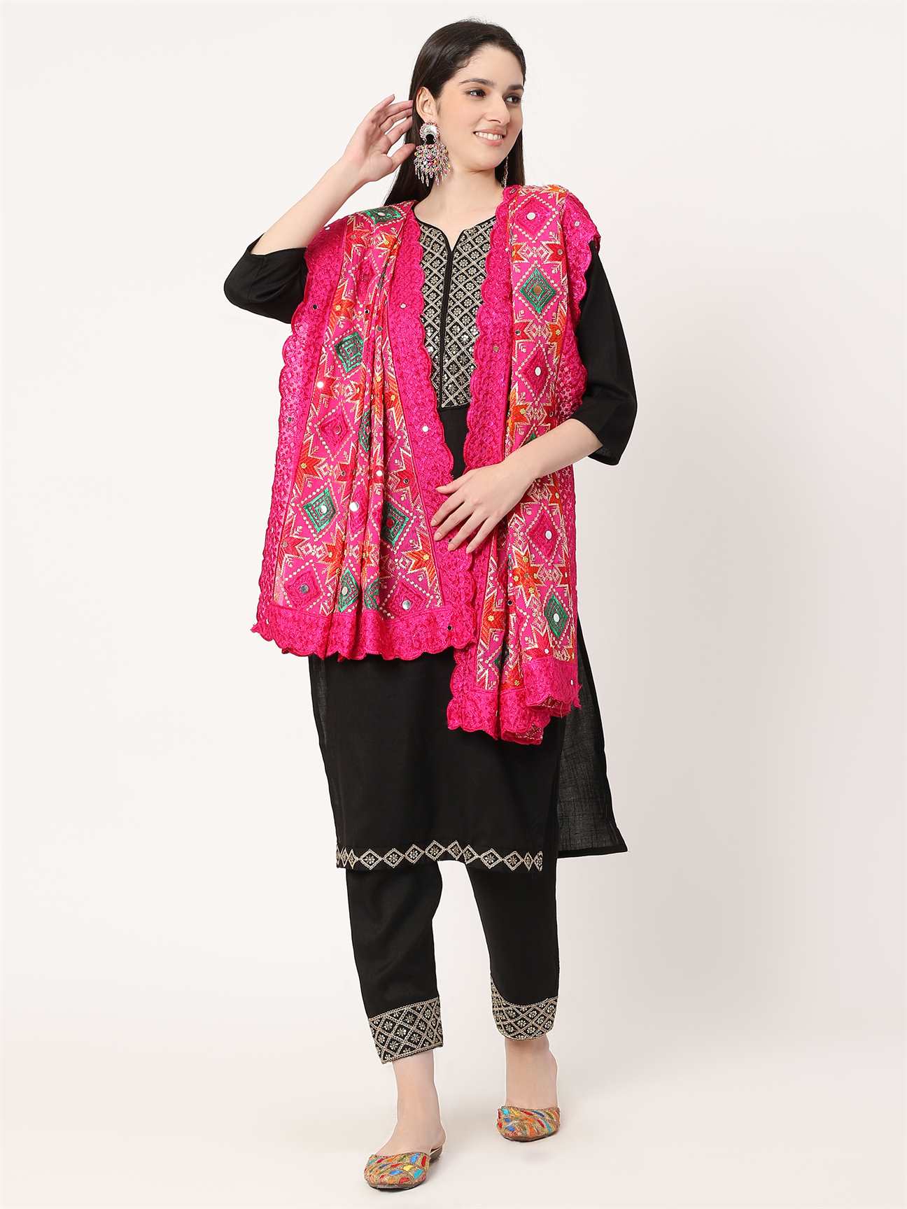 magenta-multicolour-embroidery-phulkari-dupatta-with-mirror-work-MCRCPD0178