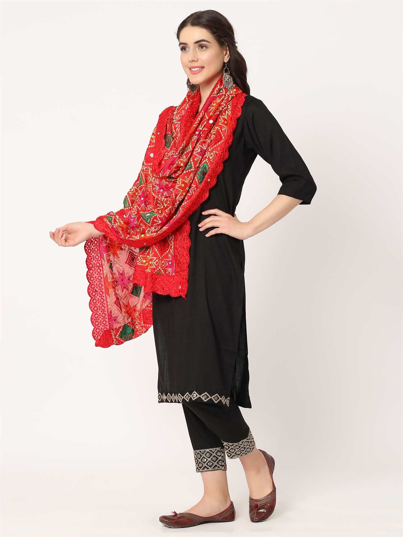 red-multicolour-embroidery-phulkari-dupatta-with-mirror-work-MCRCPD0179