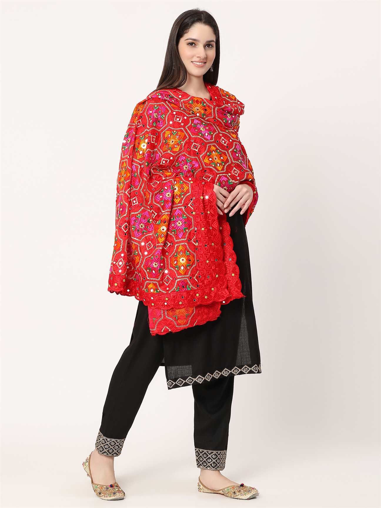 red-multicolour-embroidery-phulkari-dupatta-with-beads-MCRCPD0188