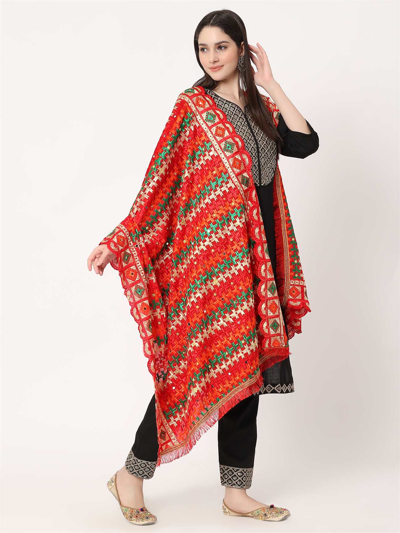 red-mullticolour-embroidery-phulkari-dupatta-with-mirror-MCRCPD0197