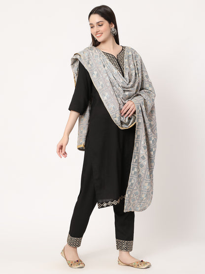 grey-and-off-white-embroidery-phulkari-dupatta-MCRCPD0208