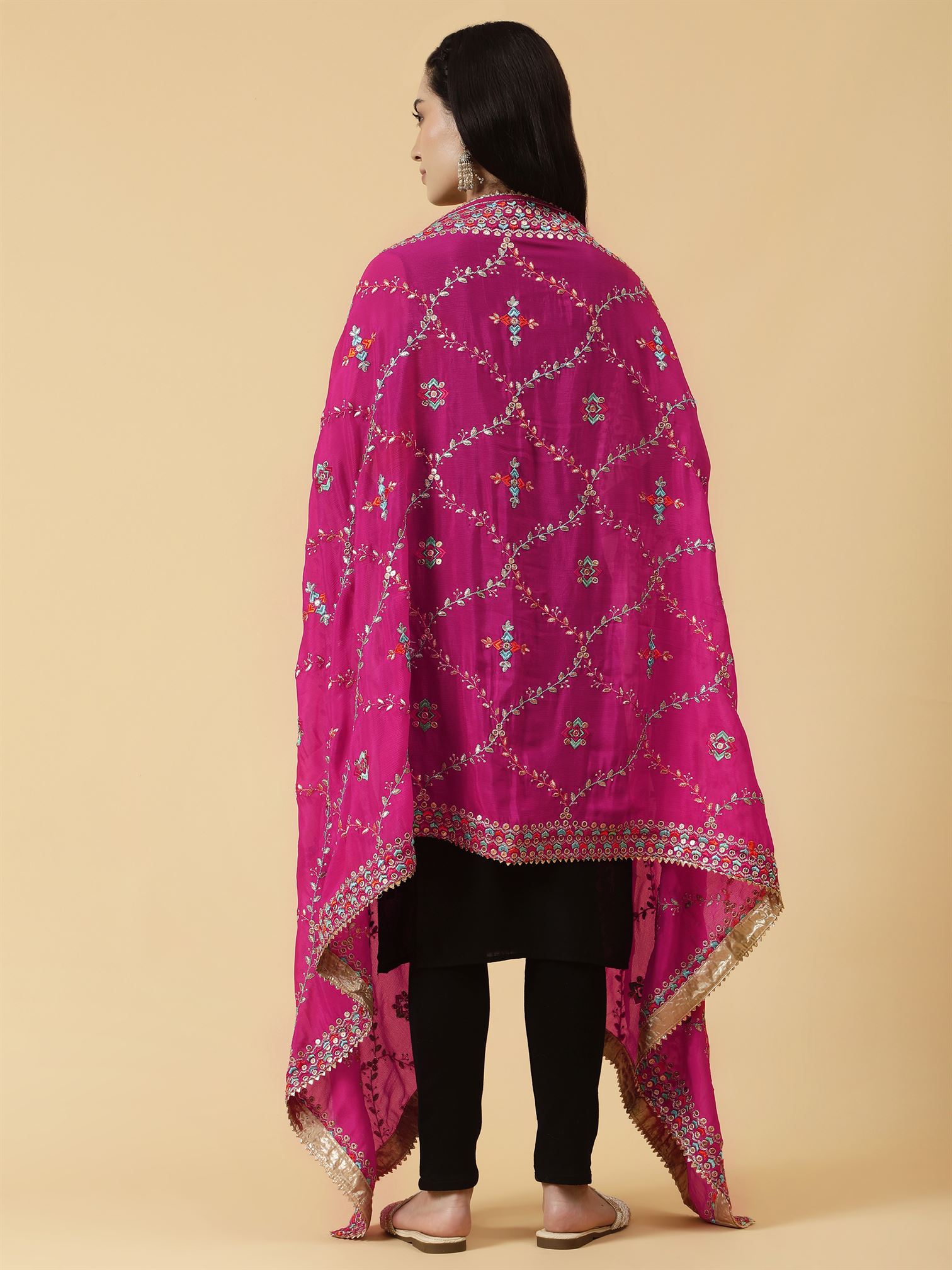 magenta-chinon-embroidery-dupatta-mcrcpd0223-moda-chales-4